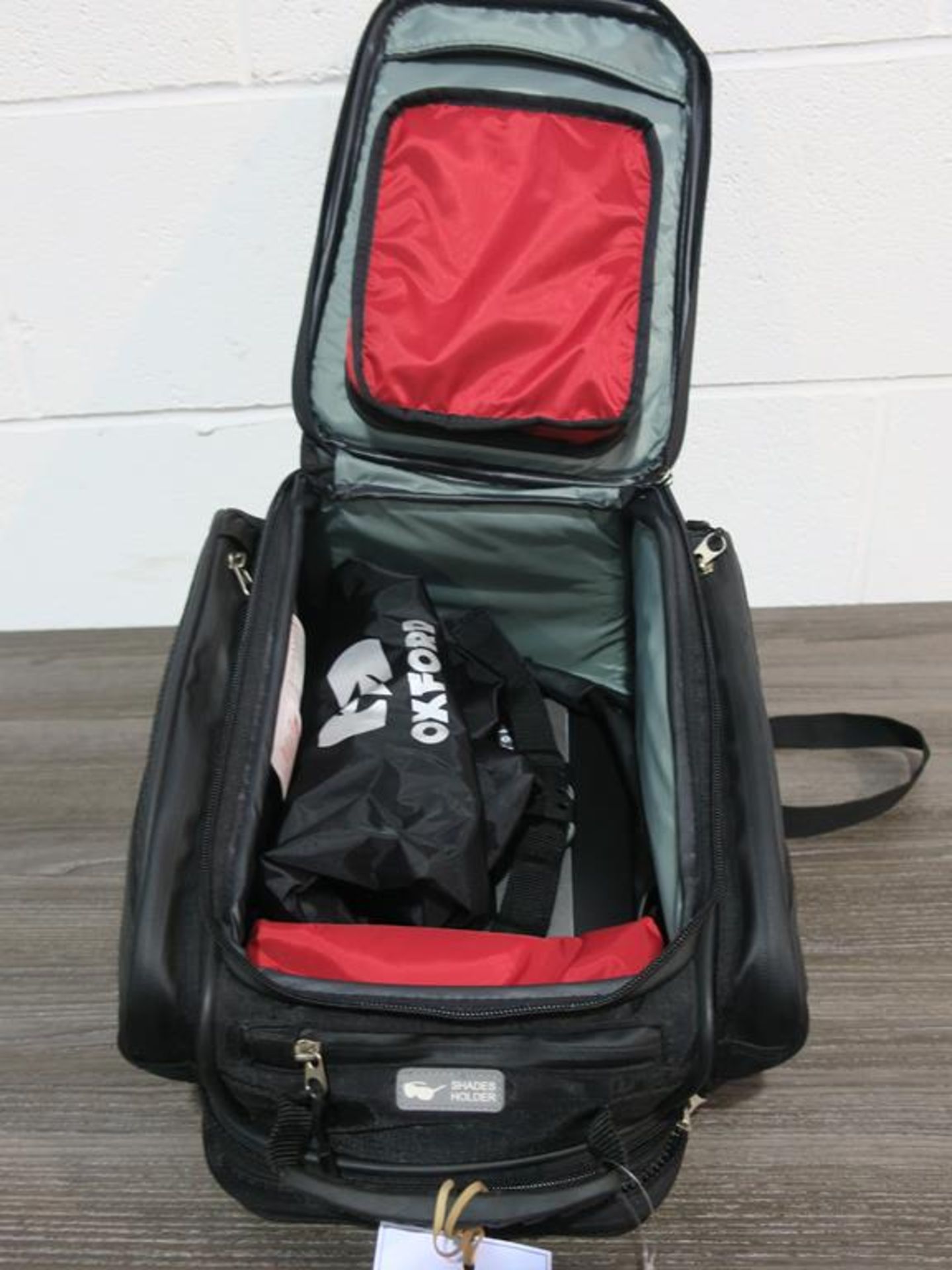 * An Oxford Q30R Quick Release YTank Bag Black (RRP £119.99) - Image 5 of 5