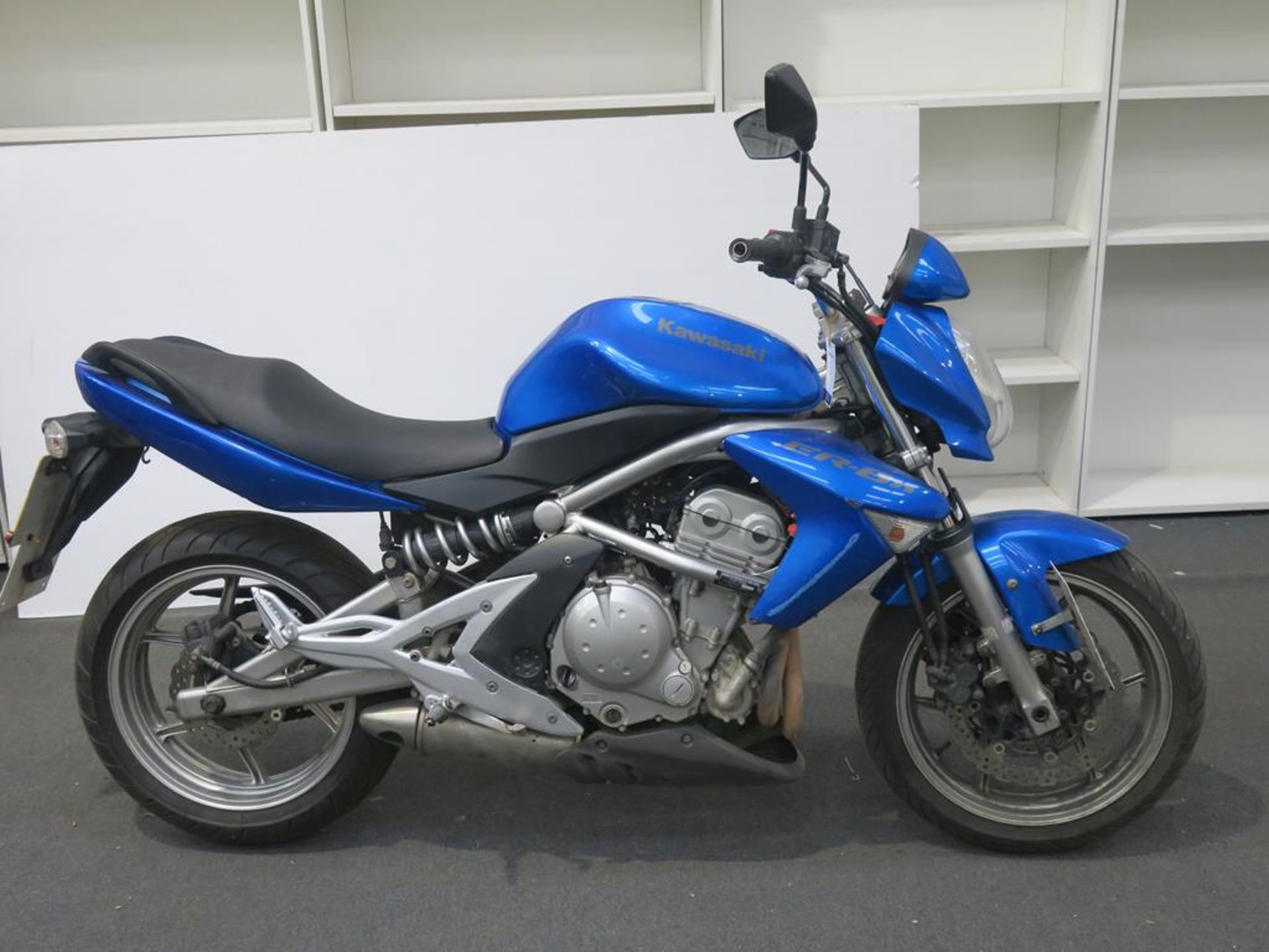 * A Kawasaki (Blue) ER-6n 649cc petrol Motorbike (untaxed); MOT history passes since 2011; date of