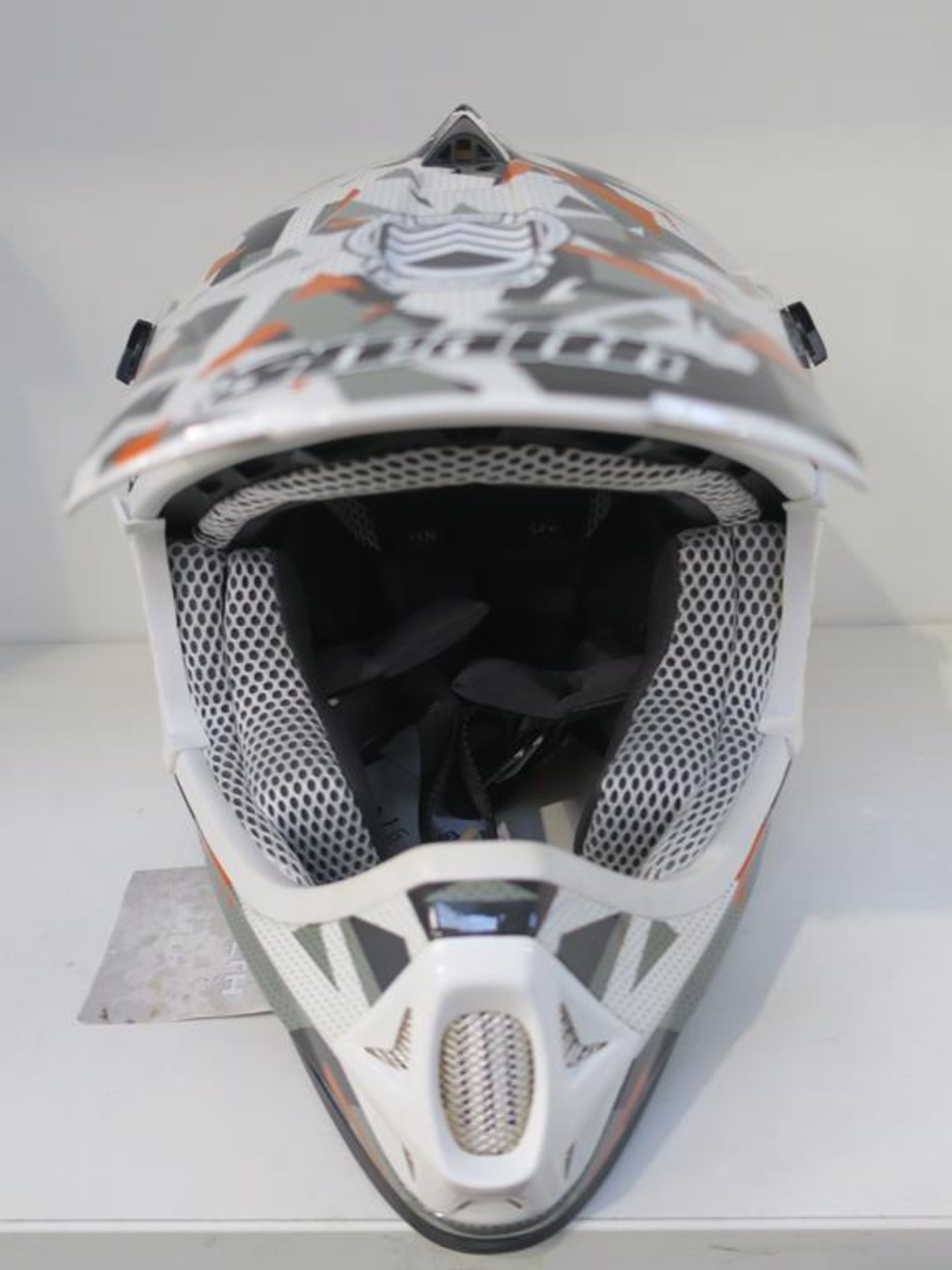 * Stealth Buckshee Artic Camo Medium Helmet (RRP £80) - Image 2 of 4