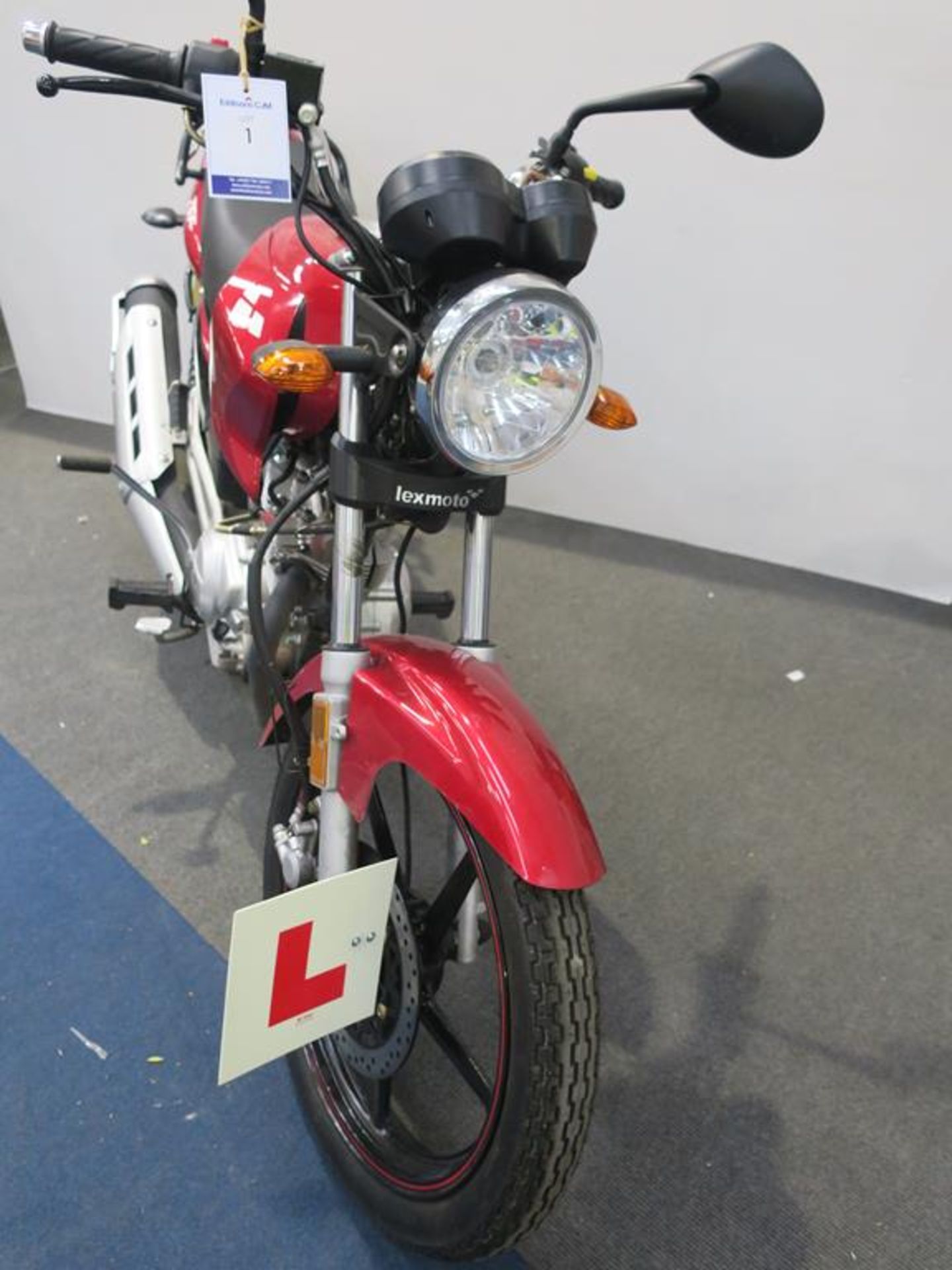 * A Lexmoto (Red) ZSF 123cc Motorbike petrol (untaxed) date of registration December 2016; Reg - Image 3 of 13