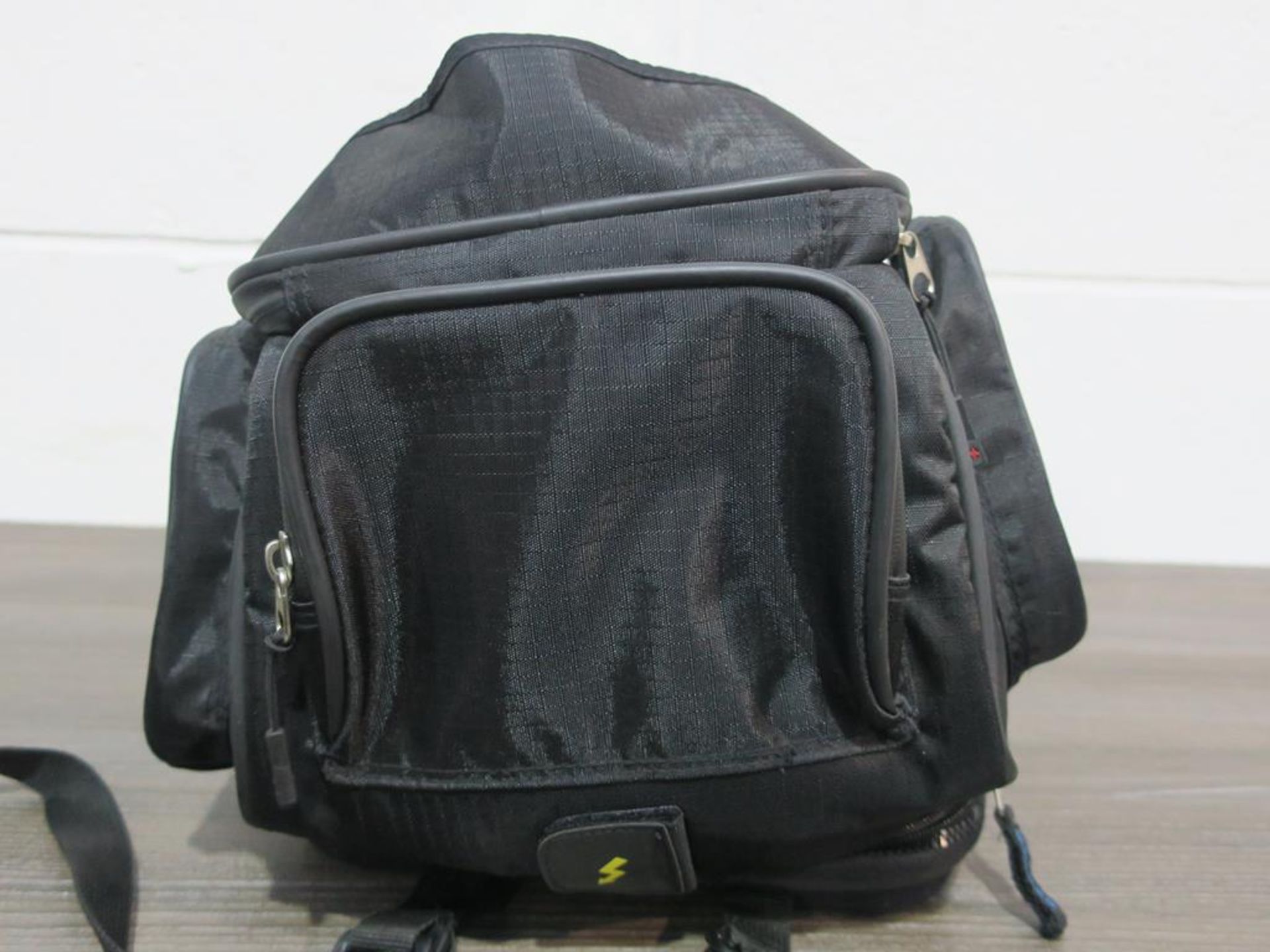 * An Oxford Q30R Quick Release YTank Bag Black (RRP £119.99) - Image 3 of 5