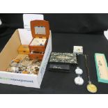 This is a Timed Online Auction on Bidspotter.co.uk, Click here to bid. A box of Jewellery to include