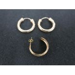 This is a Timed Online Auction on Bidspotter.co.uk, Click here to bid. A Pair of 9ct Gold Earrings