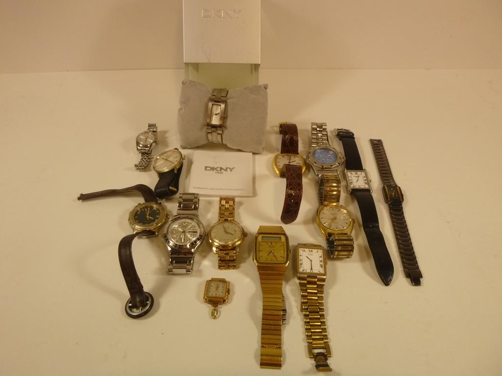 This is a Timed Online Auction on Bidspotter.co.uk, Click here to bid. A Good Collection of