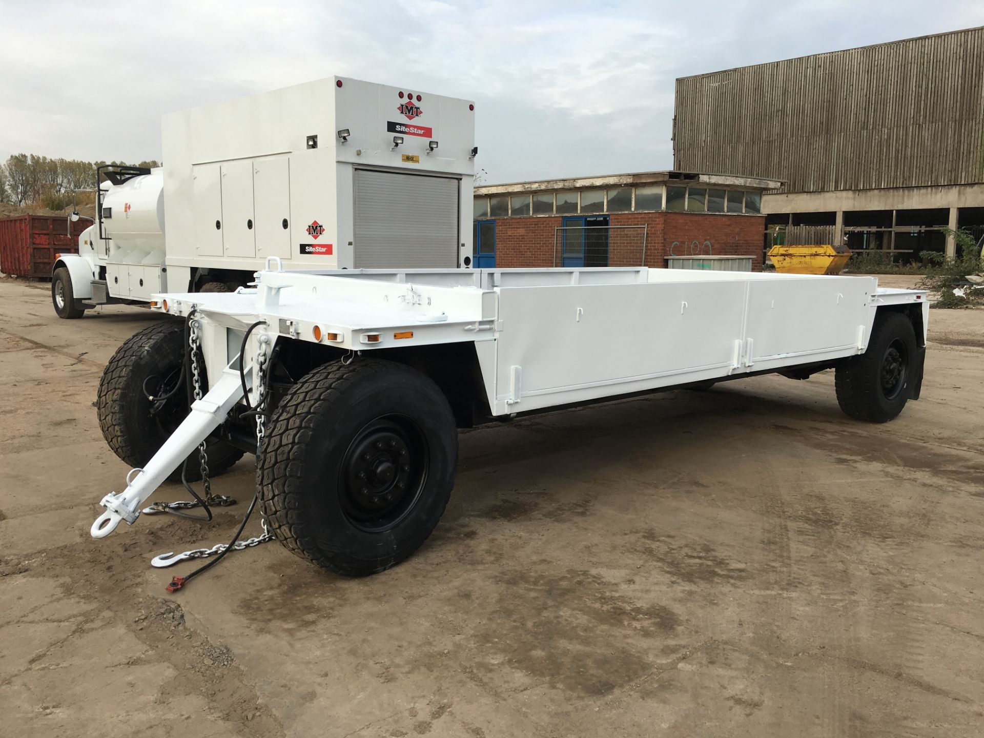 * 10 ton capacity drawbar trailer can be used on rough terrain, as new. Please note this lot is - Image 3 of 3
