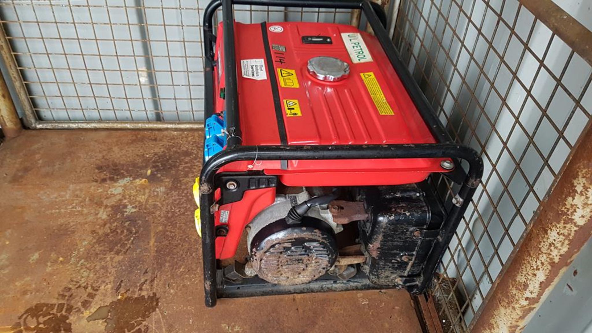 * Honda EM4500 Petrol Generator. A Honda EM4500 4kW Cradle Mounted Petrol Generator 50Hz, 115/ - Image 2 of 2