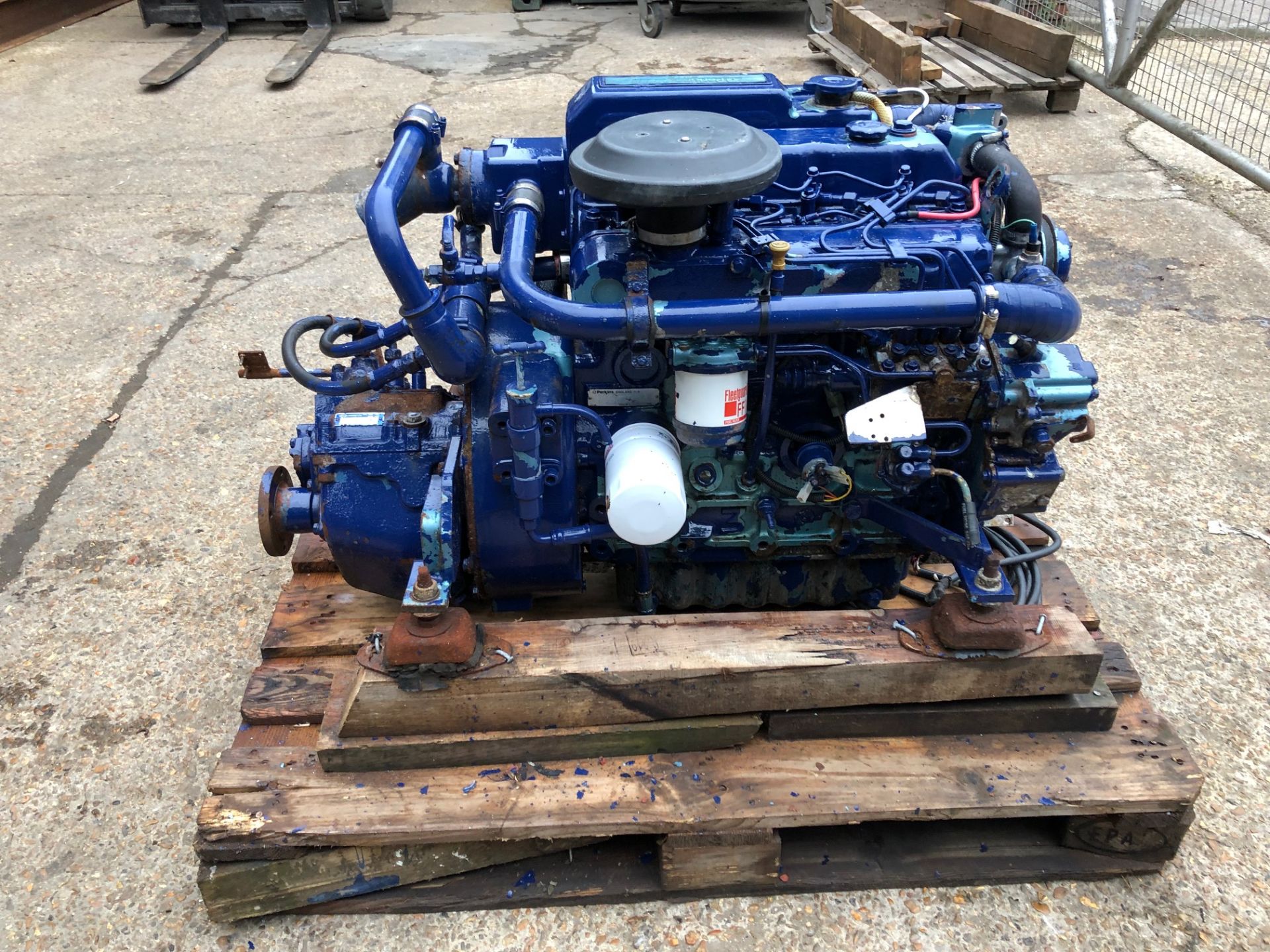 * Perkins M65/05 Marine Engine and Gearbox And Another Perkins Engine For Spares A Perkins M65/05 - Image 5 of 17