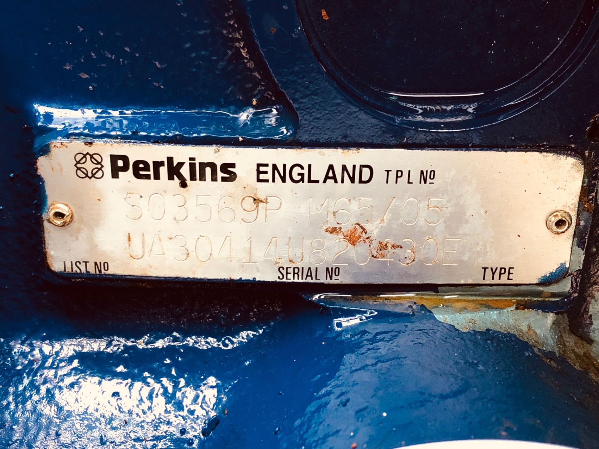 * Perkins M65/05 Marine Engine and Gearbox And Another Perkins Engine For Spares A Perkins M65/05 - Image 8 of 17