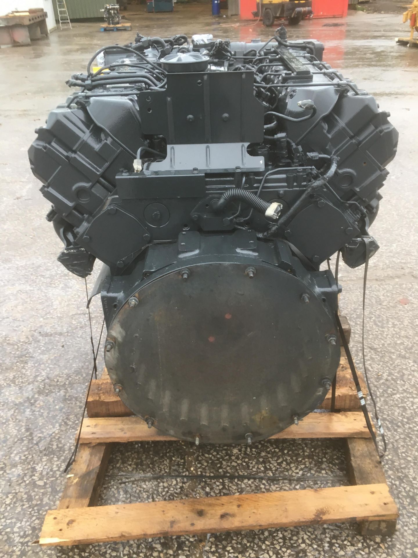 * Deutz TCD 2015 V08 Diesel Engine (Unused). A Deutz Model TCD 2015 V08 V8 Diesel Engine; 400kW - Image 8 of 9