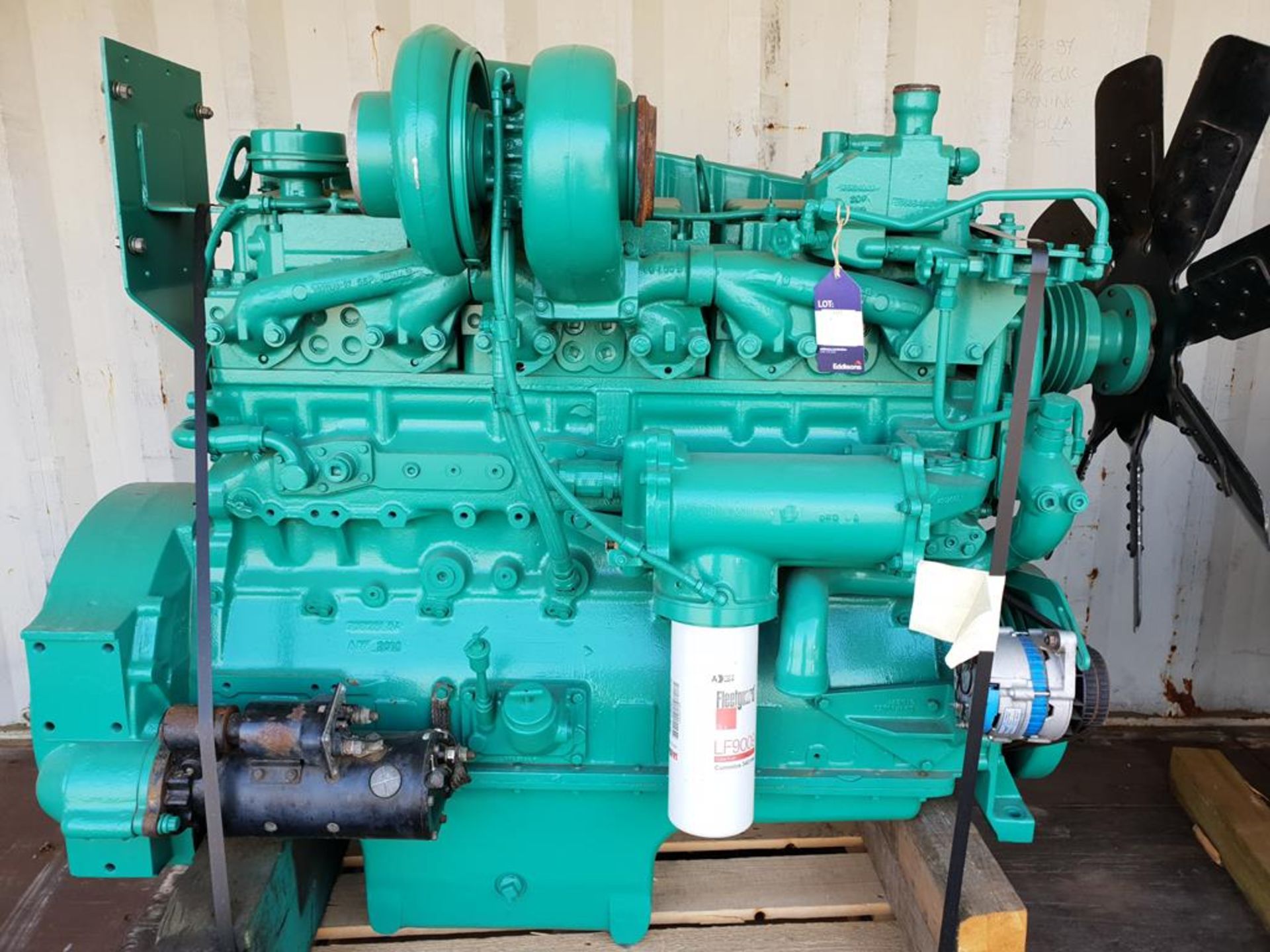 * Cummins 855 Turbo Diesel Engine Factory Reconditioned. Please note this lot is located at Manby - Image 2 of 5