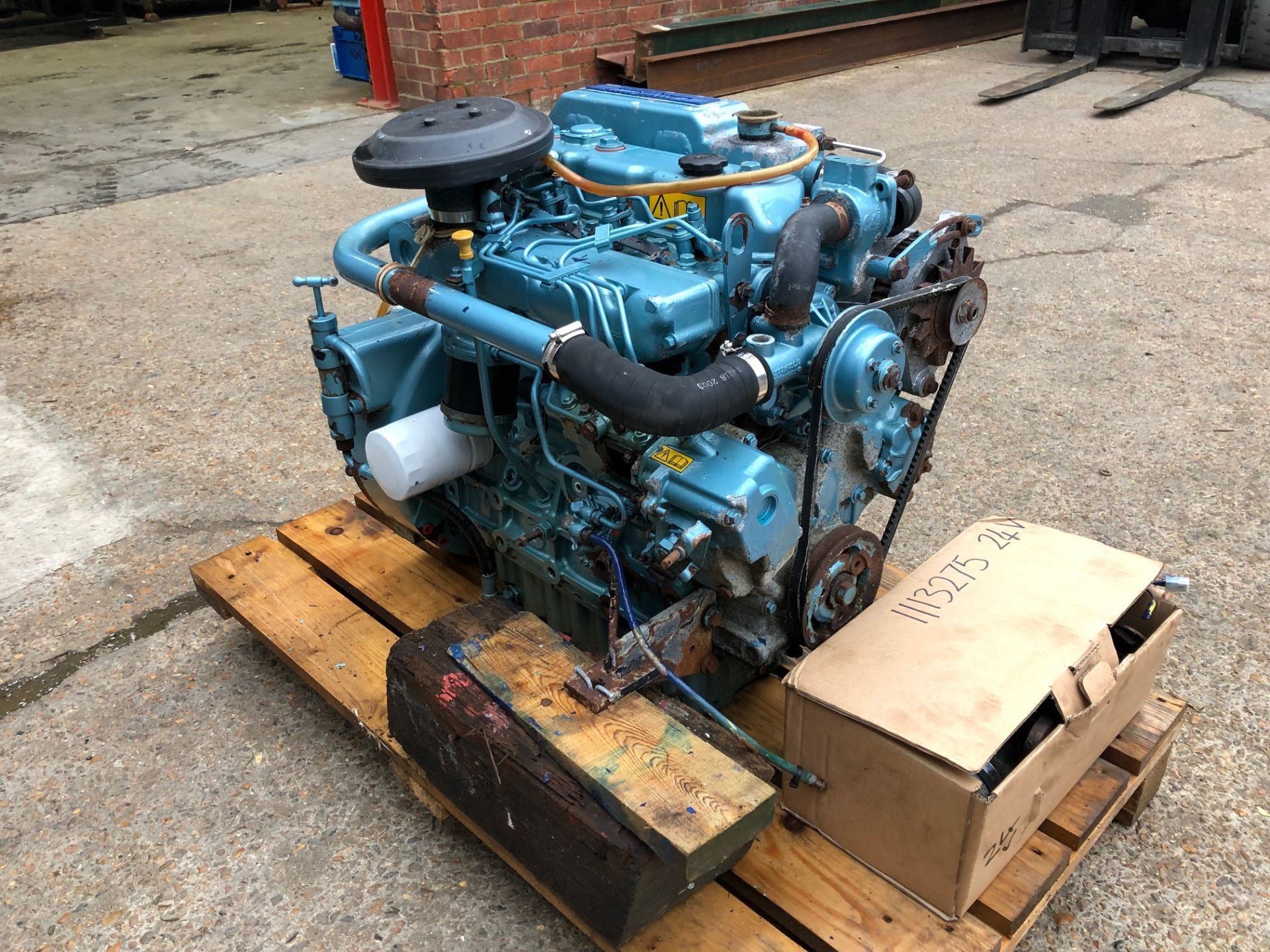 * Perkins M65/05 Marine Engine and Gearbox And Another Perkins Engine For Spares A Perkins M65/05 - Image 11 of 17