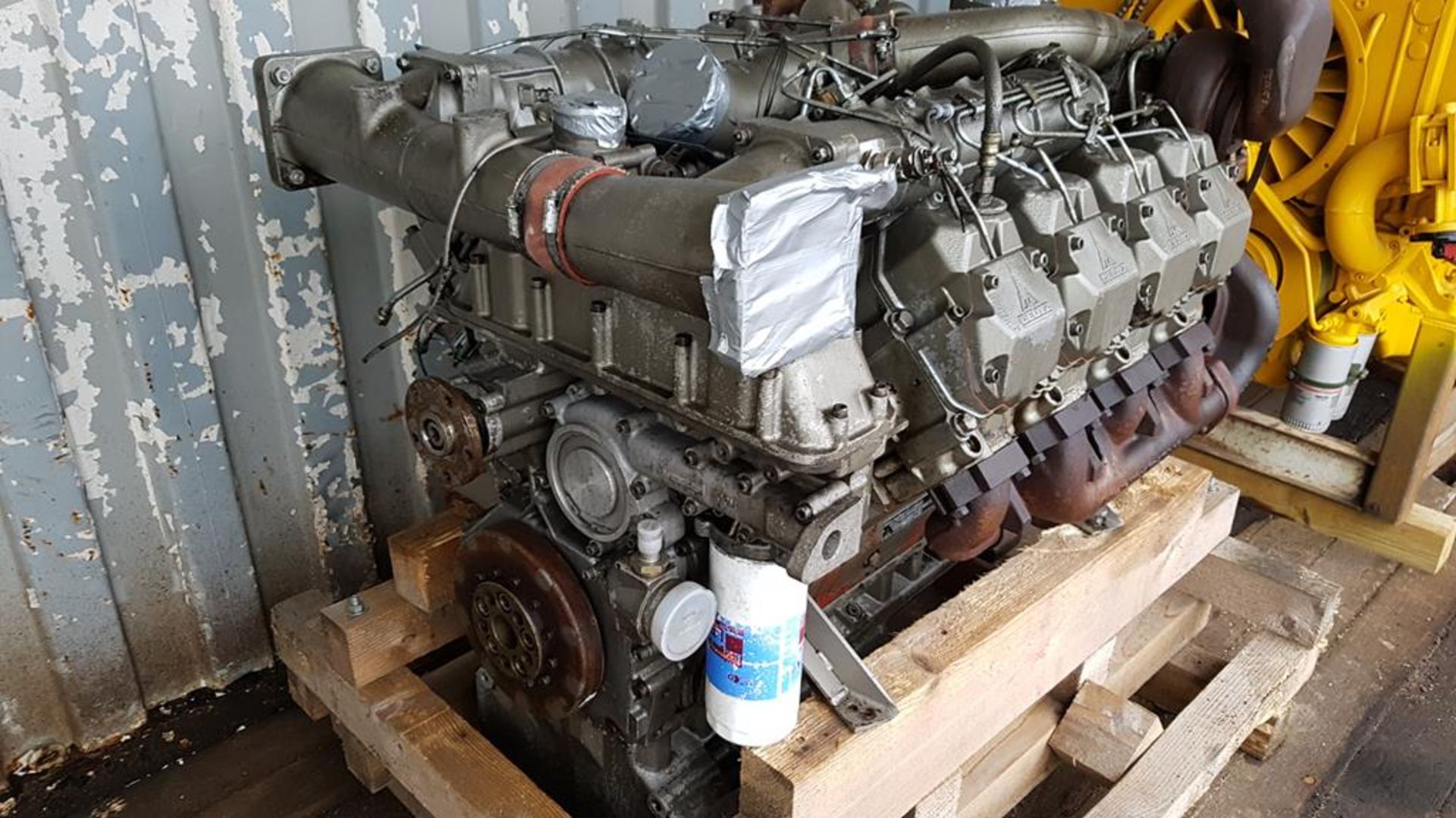 * Deutz 1015 Water Cooled V8 Industrial Diesel. A Deutz Model 1015 Water Cooled V8 Industrial Diesel - Image 2 of 3