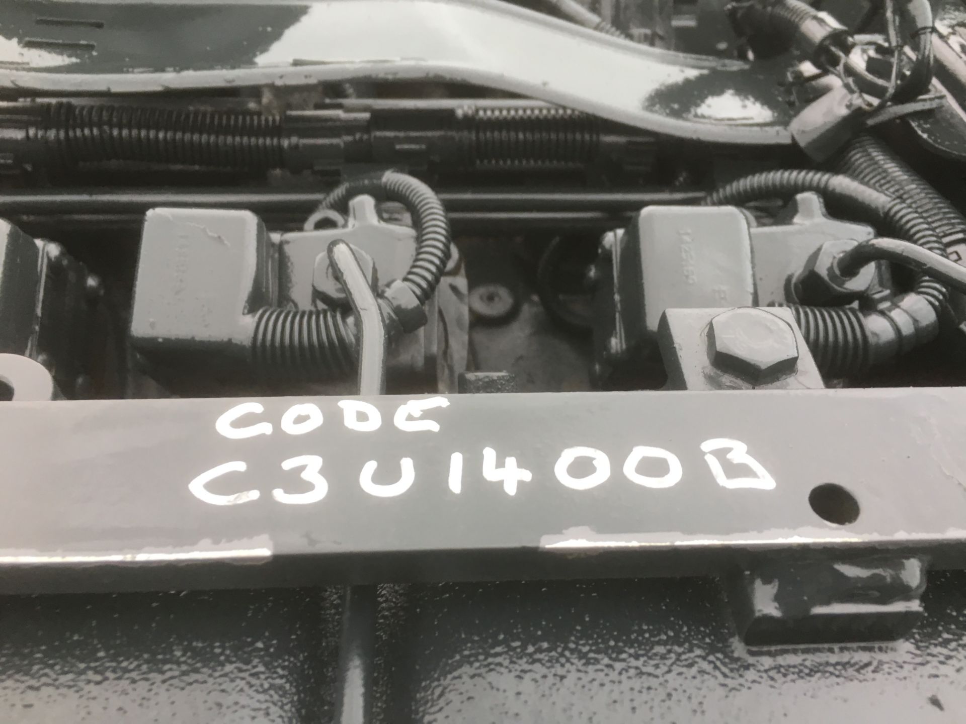 * Deutz TCD 2015 V08 Diesel Engine (Unused). A Deutz Model TCD 2015 V08 V8 Diesel Engine; 400kW - Image 4 of 9