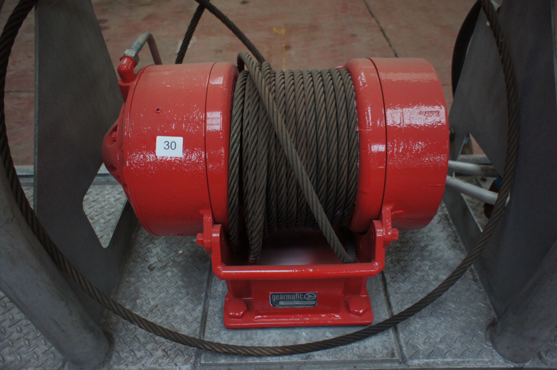 * Gearmatic 22SCR Marine Specification hydraulic winch, mounted on Galvanised Frame, unused. - Image 5 of 5