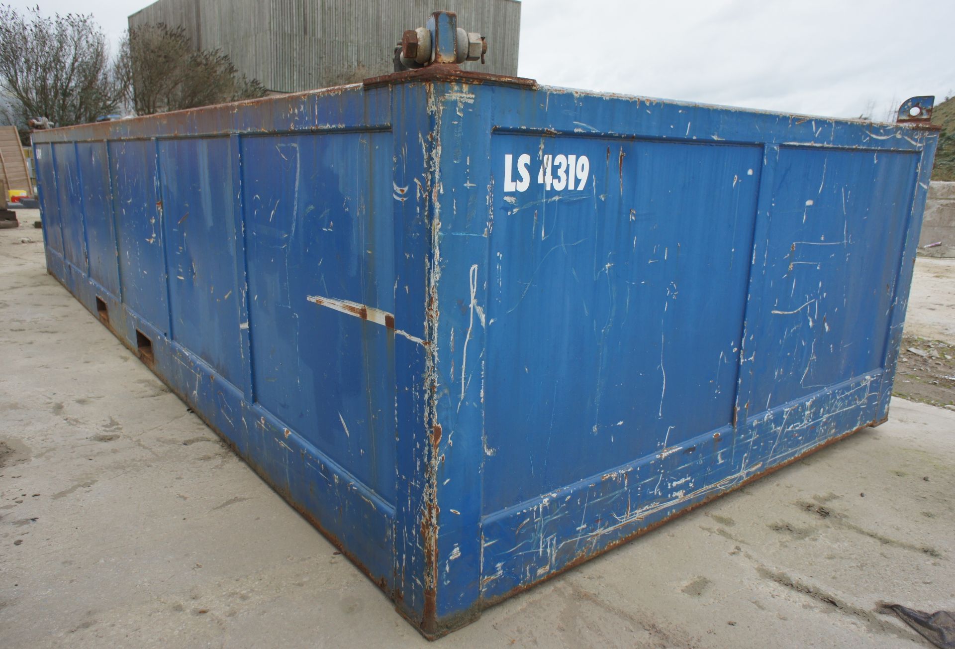 * Transit Containers Ltd, Offshore half height container, 20ft, MGW 15000kgs. Please note this lot