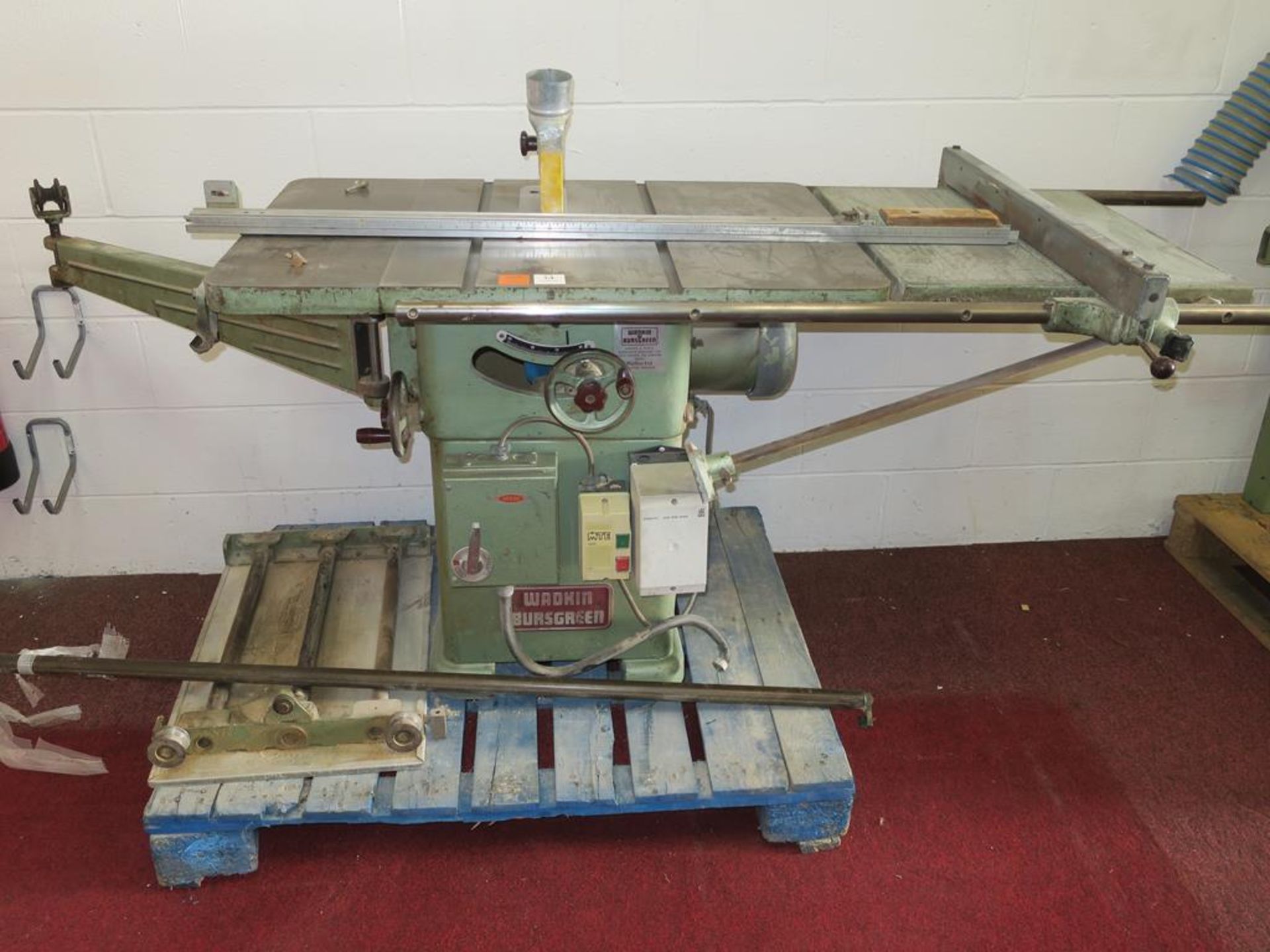 * A Wadkin 10'' AGS Slide Table Saw complete with DC Brake. Please note there is a £10 Plus VAT Lift