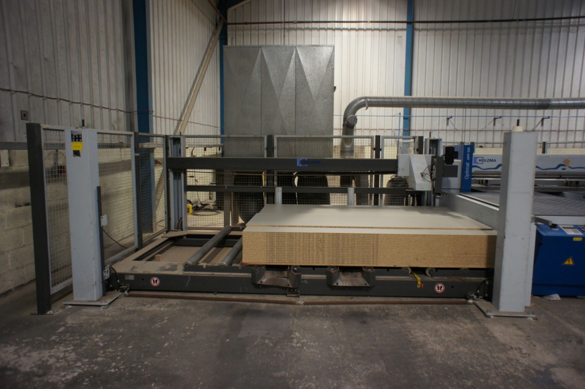 * Holzma Optimat OPT HPP350/31/31; serial 240-82-2780 Front Loading Saw; YOM 2006 with extraction - Image 9 of 15
