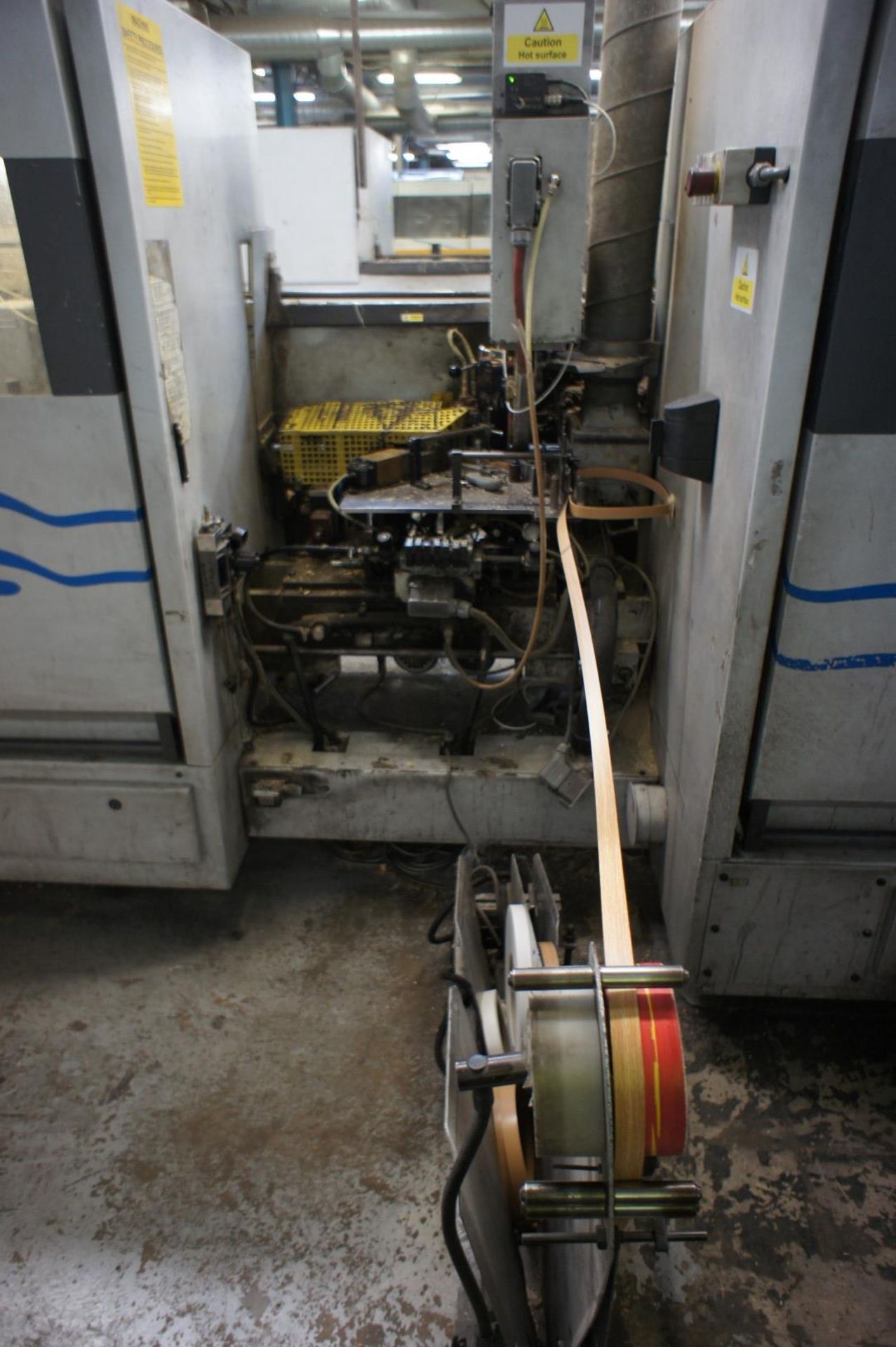 * Homag KF 20/16/QA/30 serial No 0-202-03-4287 Double Sided Edgebander YOM 1998. Please note there - Image 12 of 22