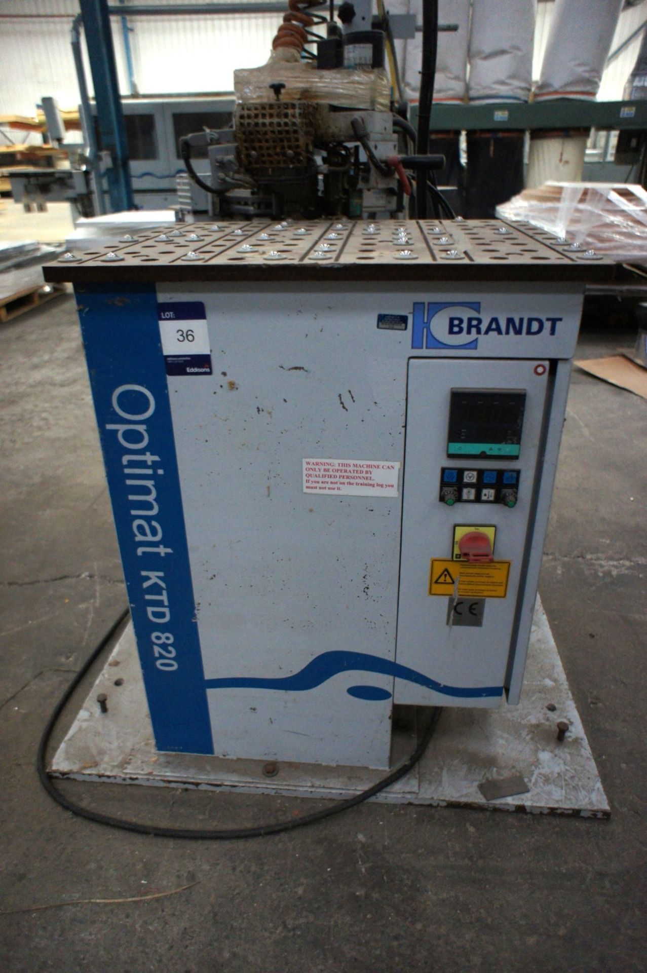 * Brandt Optimat KTD 820 serial No 0-260-06-2625 Profile Edging Machine YOM 2004. Please note - Image 8 of 9