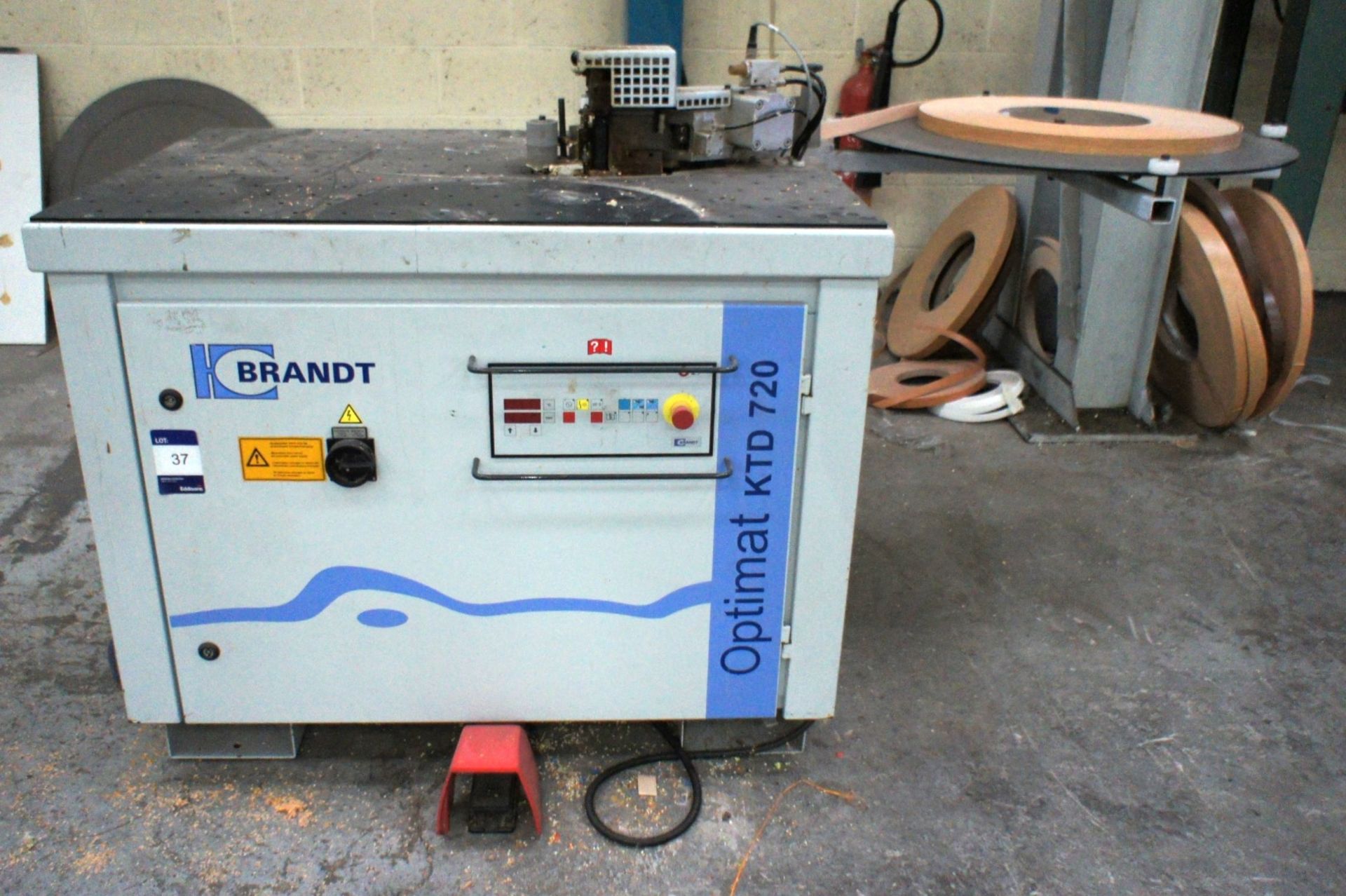 * Brandt Optimat OKTD720 serial No 0-260-20-1241 Profile Edging Machine YOM 2008. Please note - Image 4 of 8