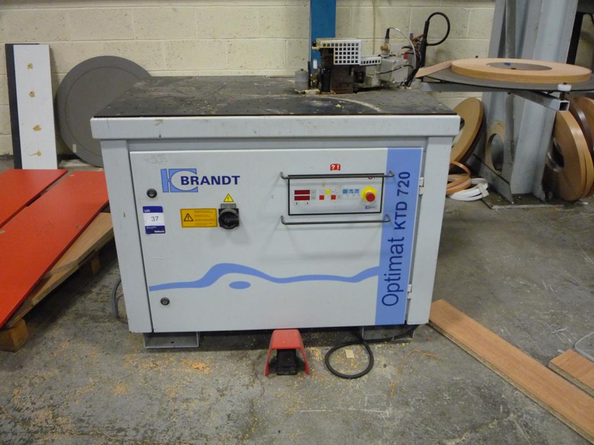 * Brandt Optimat OKTD720 serial No 0-260-20-1241 Profile Edging Machine YOM 2008. Please note - Image 2 of 8