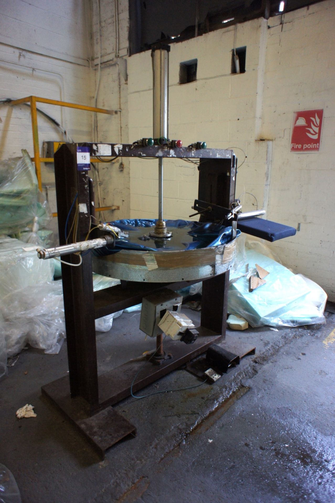 * Unbranded Cold Upholstery Press (possibly spares or repairs). Please note there is a £10 plus - Image 5 of 5