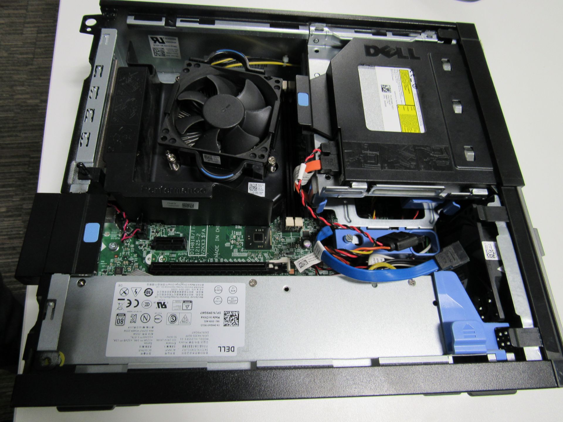 Dell Optiplex 3020 PC intel core i5, No HDD, No RAM, 6BZRK52 - Image 3 of 4