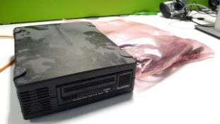 Quantum TC-L52BN 1.50TB/3TB ULTRIUM LTO-5 SAS HH EXTERNAL TAPE DRIVE