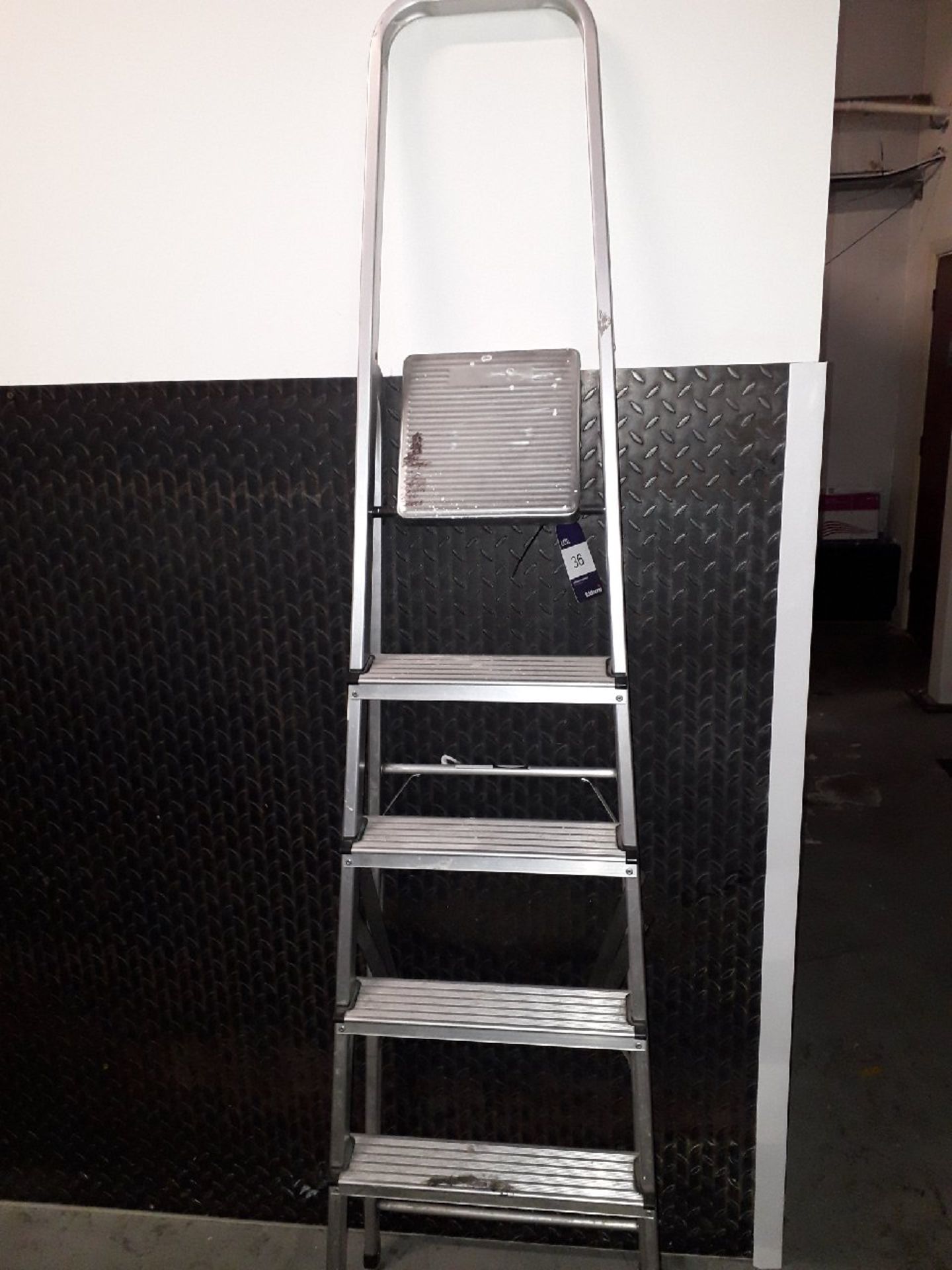 5 rung aluminium ladder