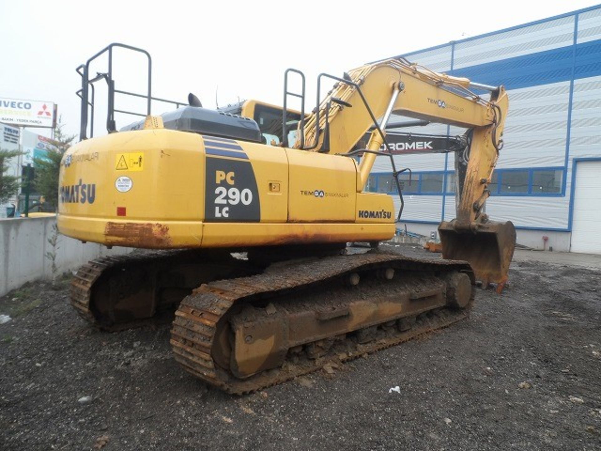 Komatsu PC290LC-8 Tracked Excavator - Image 5 of 16