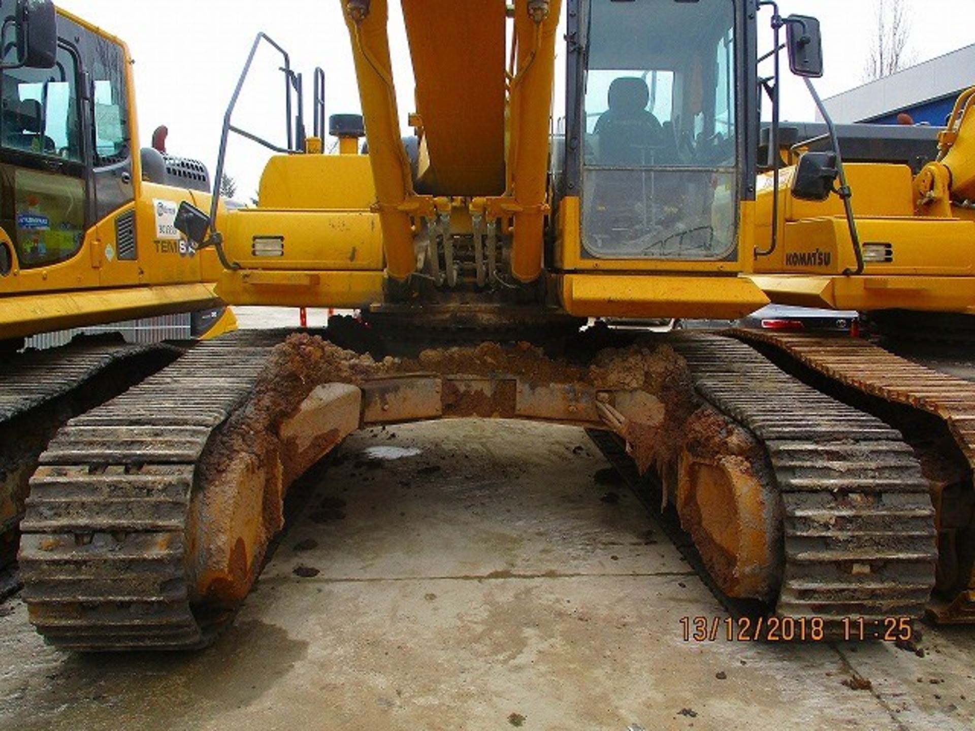 Komatsu PC390LC-8MO Tracked Excavator - Image 4 of 23