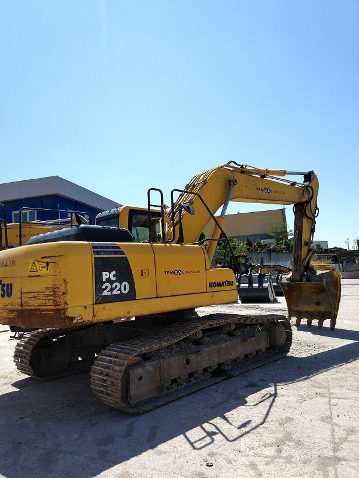 Komatsu PC220-9 Tracked Excavator - Image 7 of 10