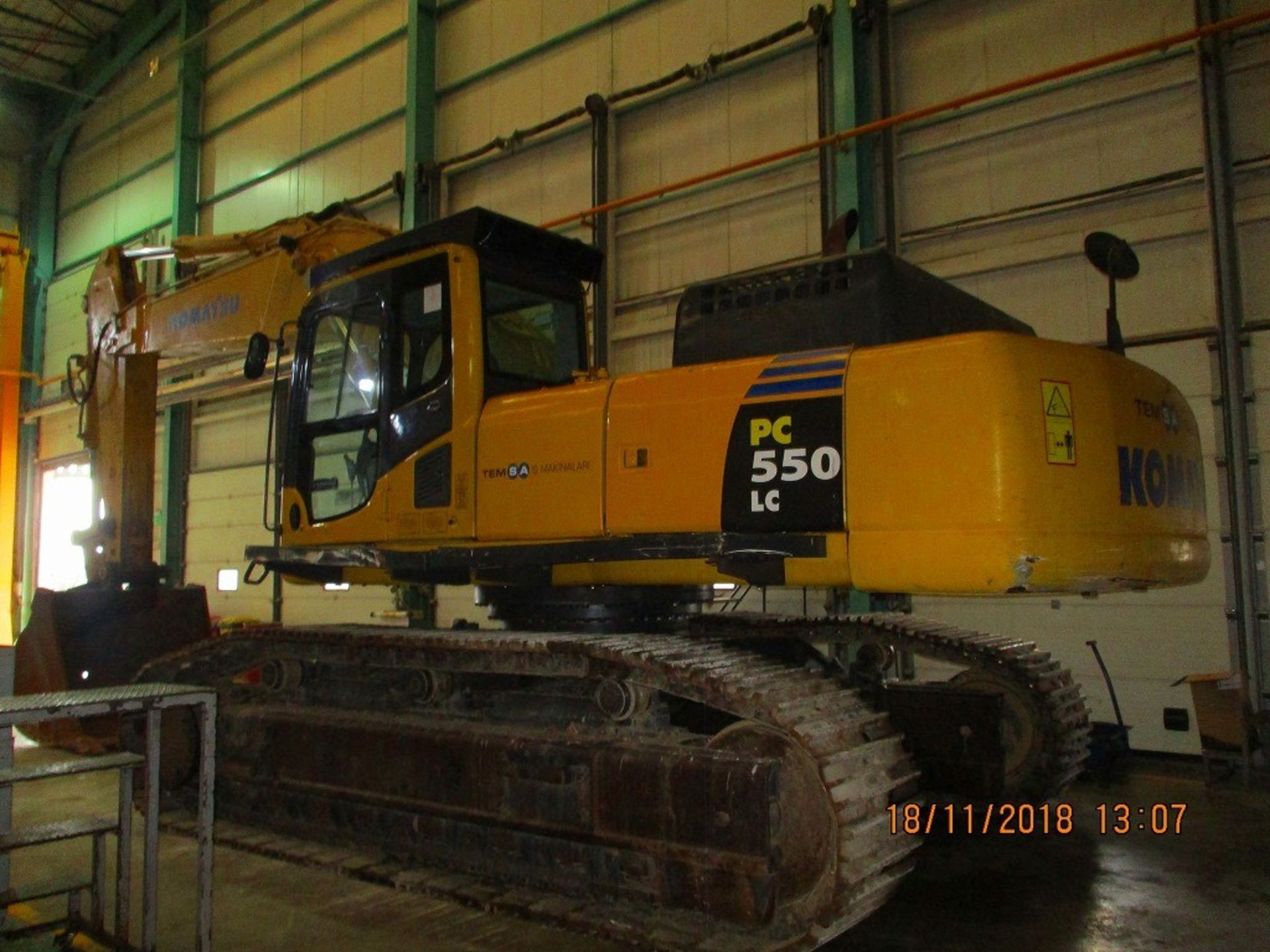 Komatsu PC550LC-8 Tracked Excavator - Image 2 of 10