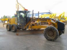 Komatsu GD675-5 Motor Grader