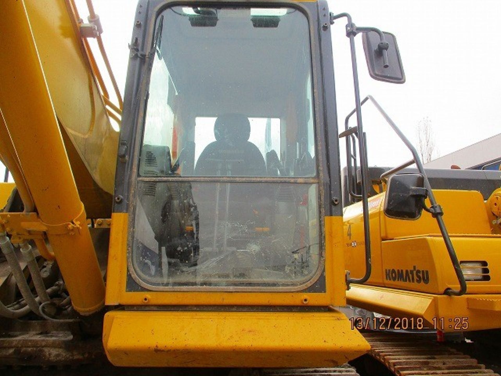 Komatsu PC390LC-8MO Tracked Excavator - Image 10 of 23