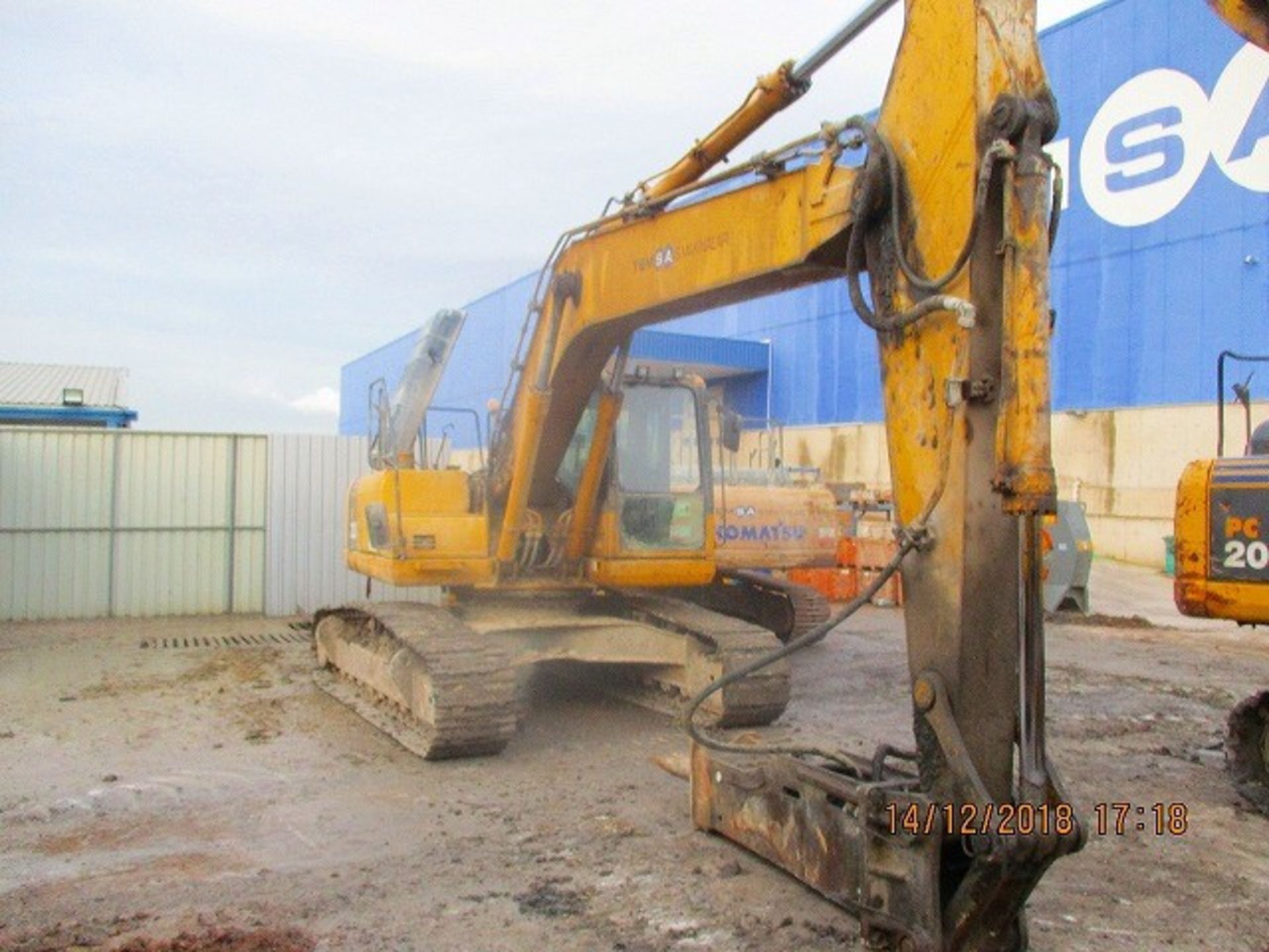 Komatsu PC220-8 Tracked Excavator - Image 9 of 11