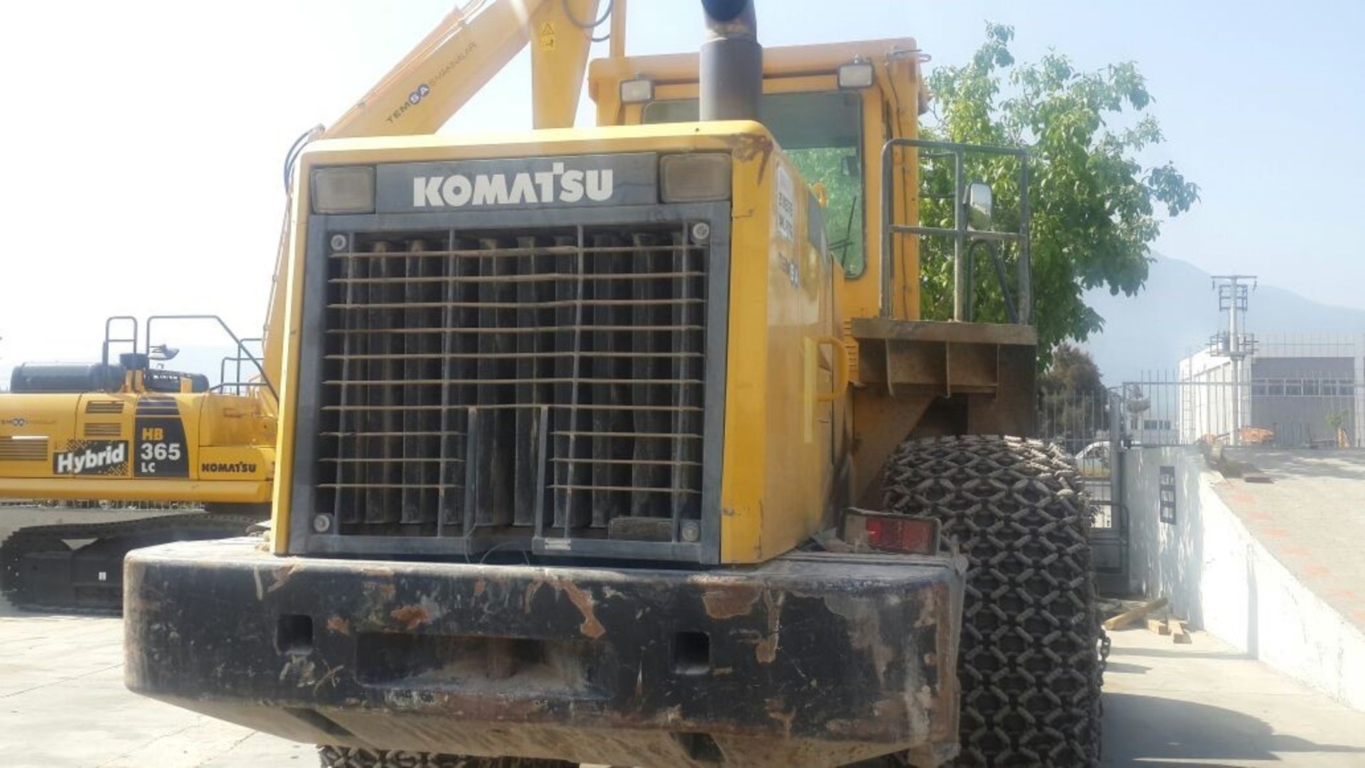 Komatsu WA500-3 Wheeled Loader - Image 4 of 8