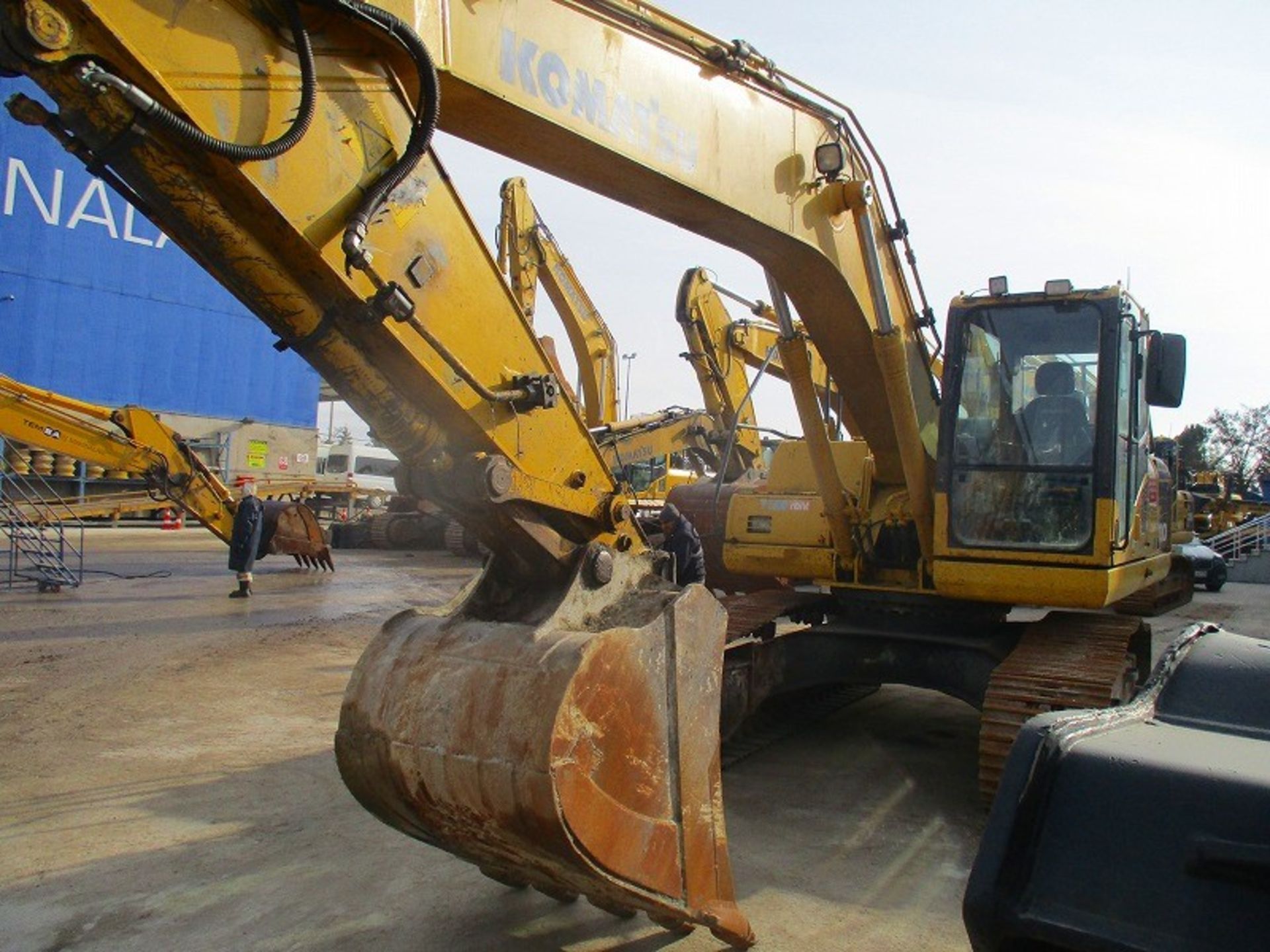 Komatsu PC200-8 Tracked Excavator - Image 9 of 12