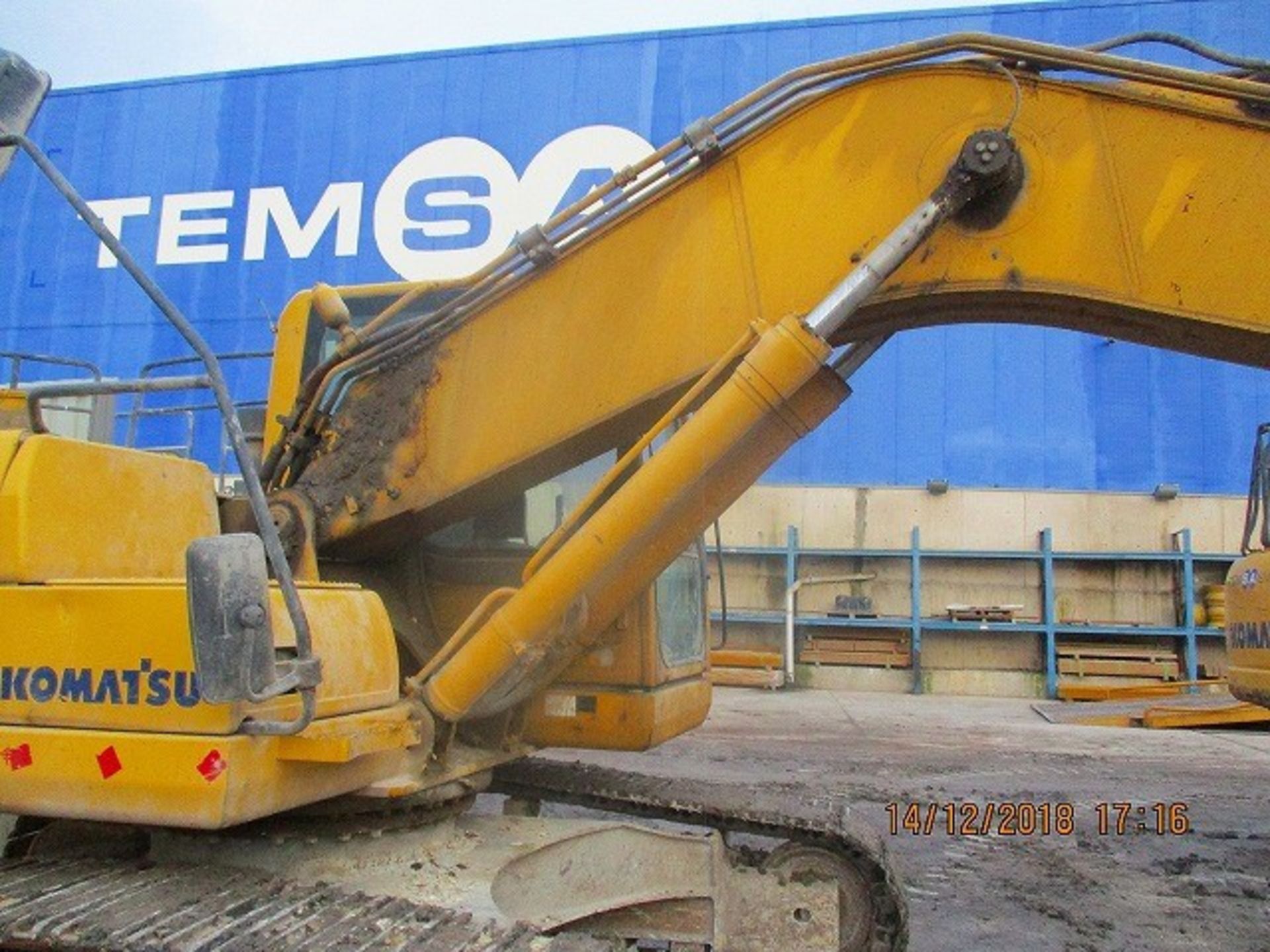 Komatsu PC220-8 Tracked Excavator - Image 3 of 11