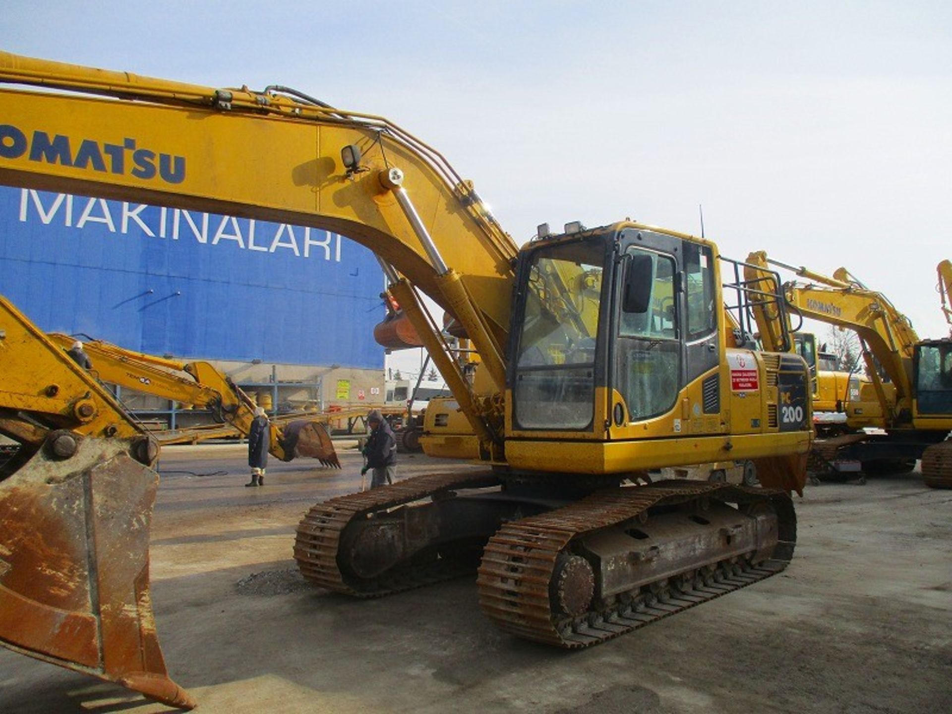 Komatsu PC200-8 Tracked Excavator - Image 3 of 12