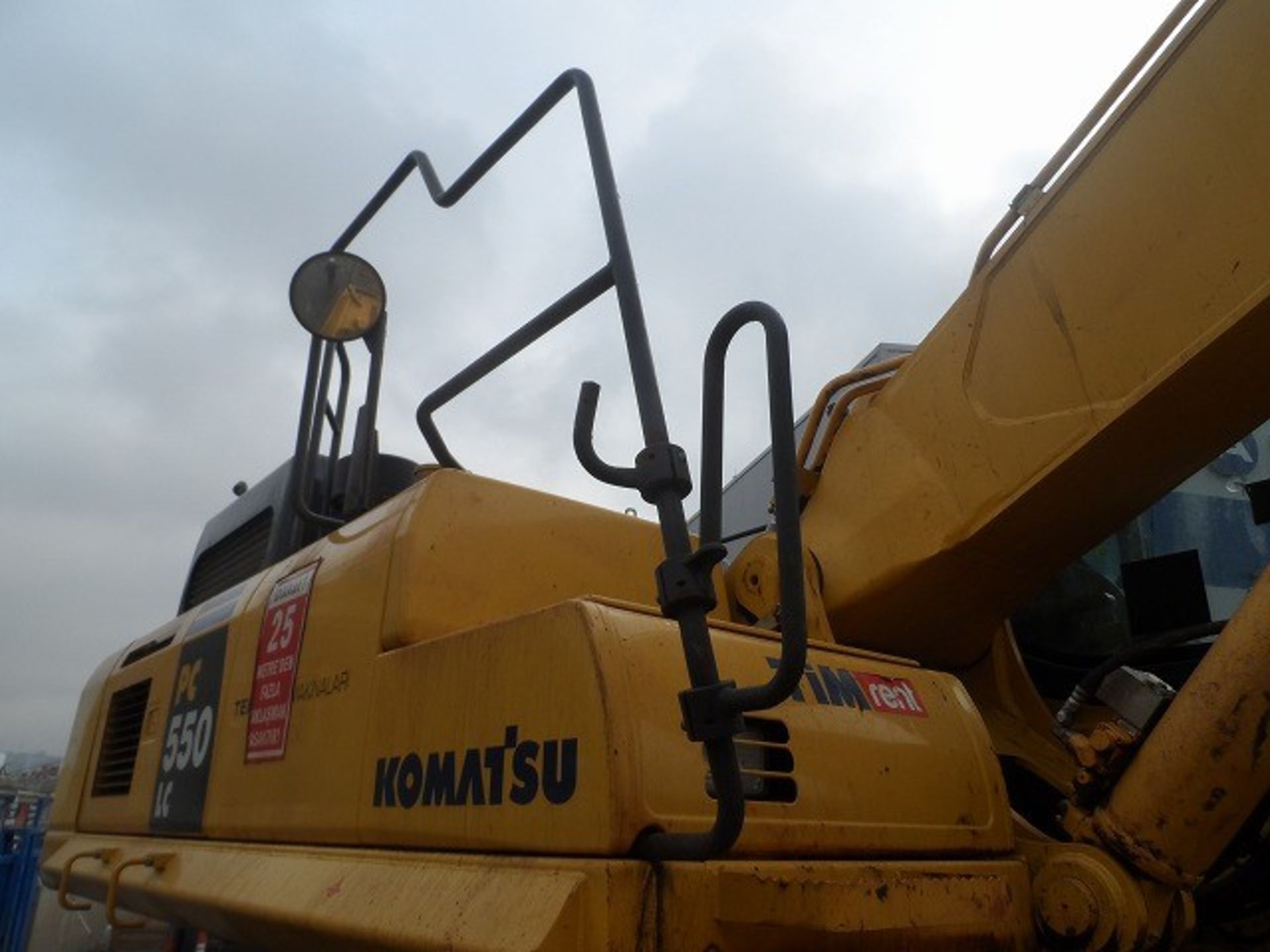 Komatsu PC550LC-8 Tracked Excavator - Image 24 of 36