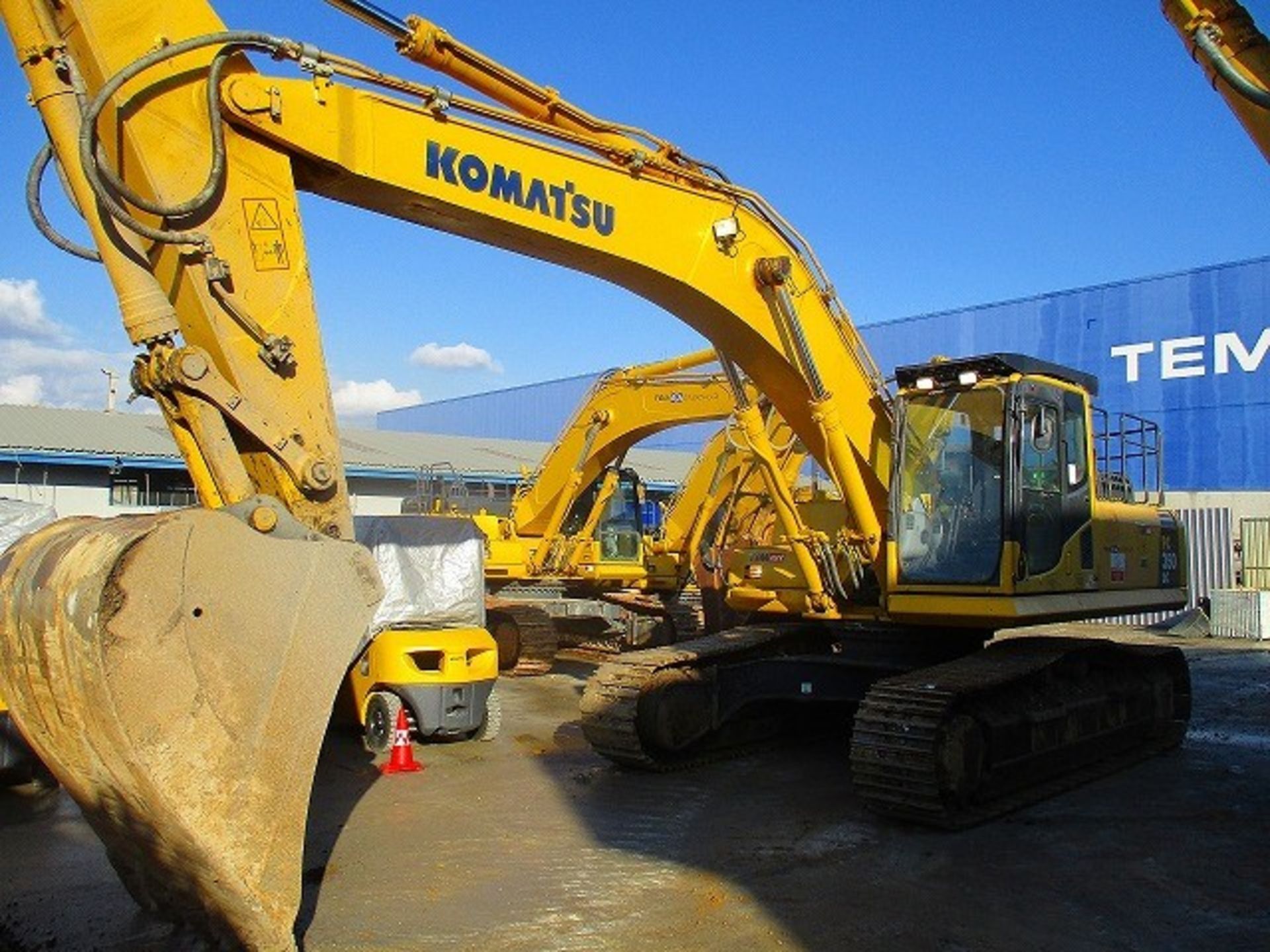 Komatsu PC350LC-8 Tracked Excavator - Image 3 of 22