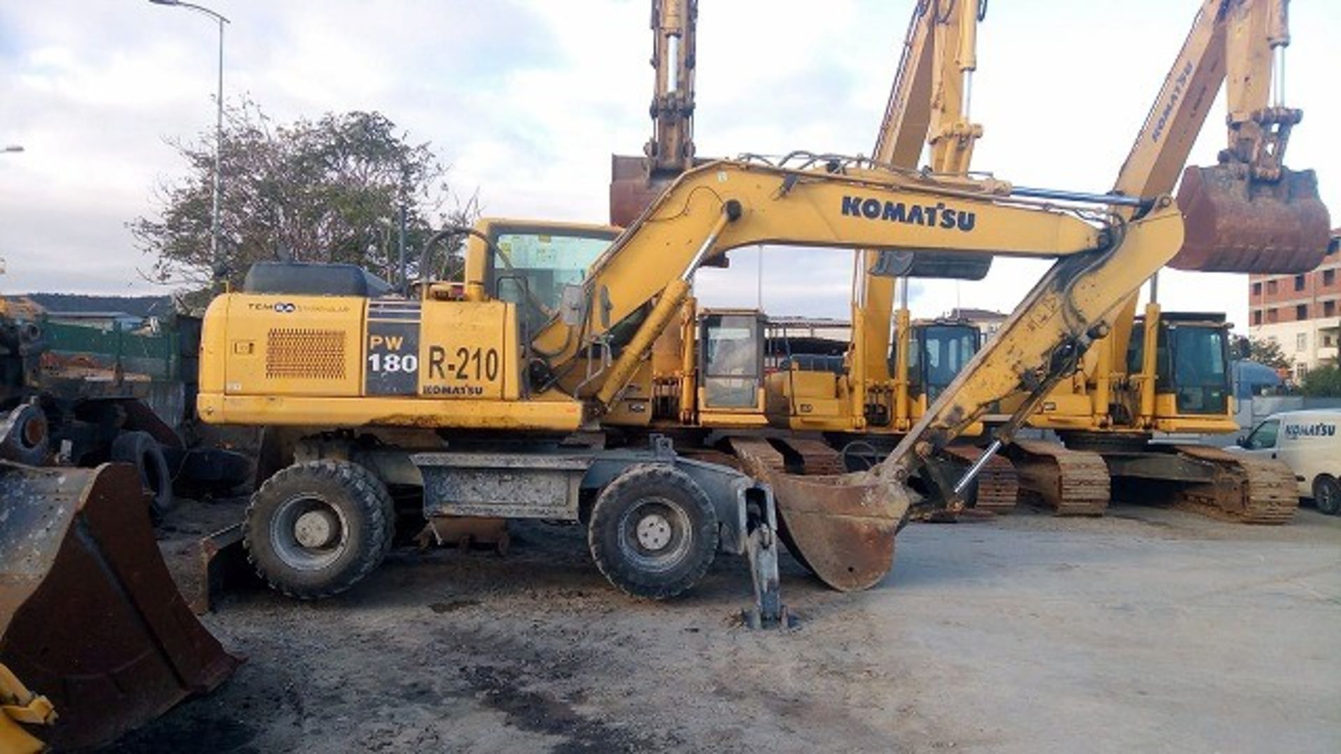 Komatsu PW180-7 Wheeled Excavator