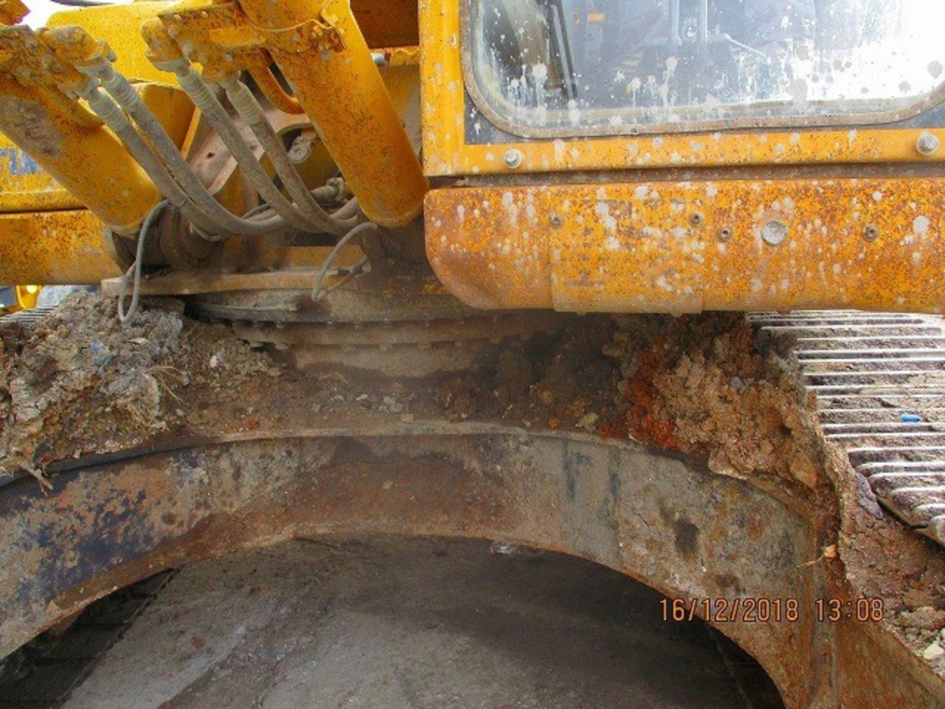 Komatsu PC300-8 Tracked Excavator - Image 8 of 31