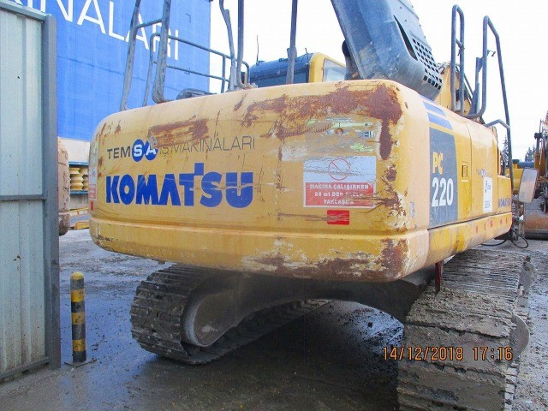 Komatsu PC220-8 Tracked Excavator - Image 5 of 11