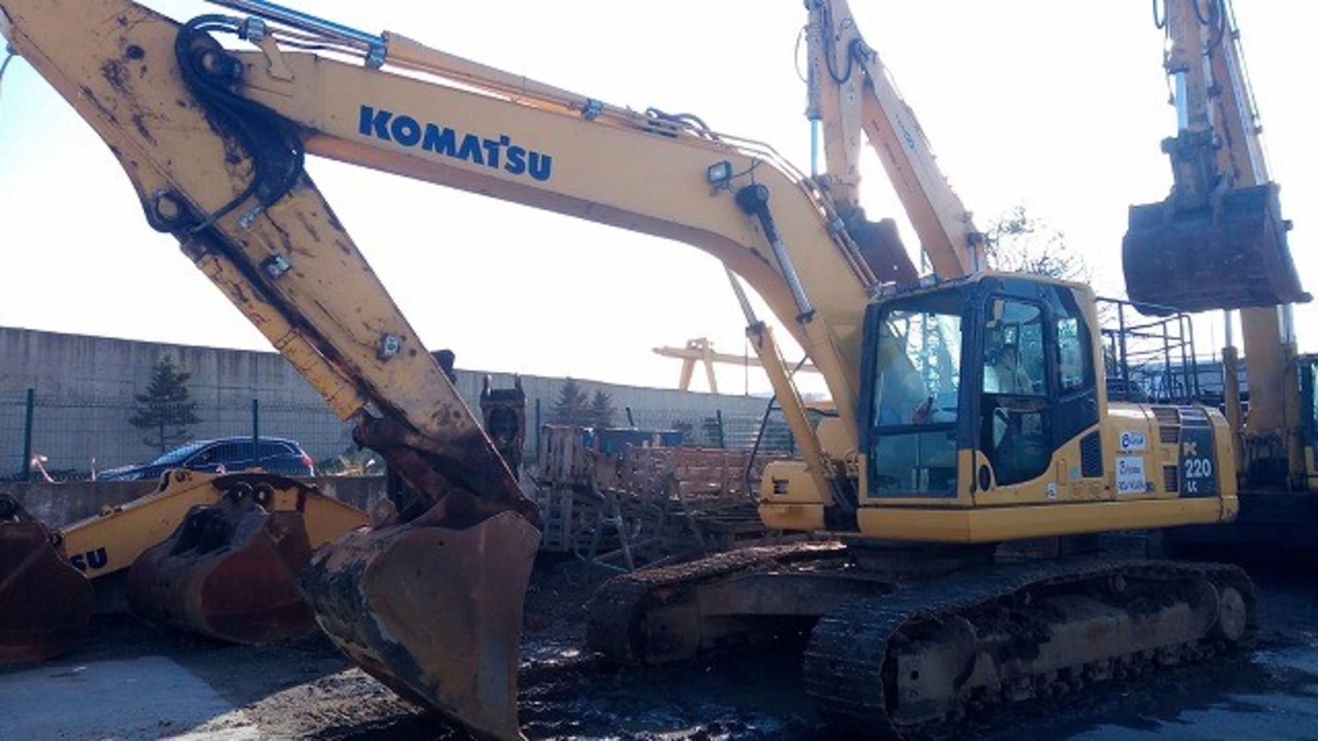 Komatsu PC220-8 Tracked Excavator - Image 2 of 10