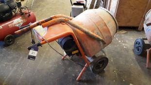 Belle 240V cement mixer