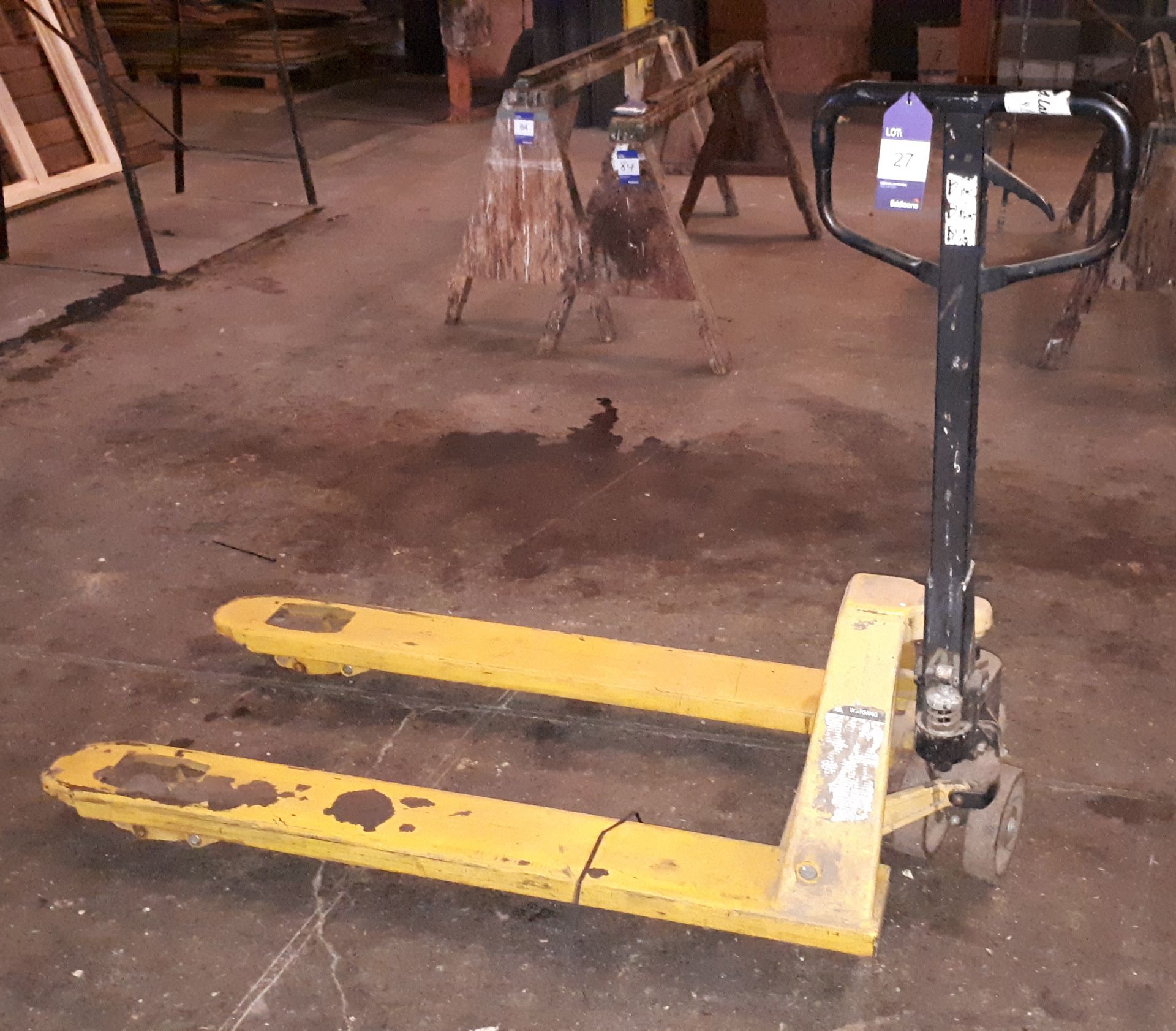 Unbadged hand hydraulic pallet truck