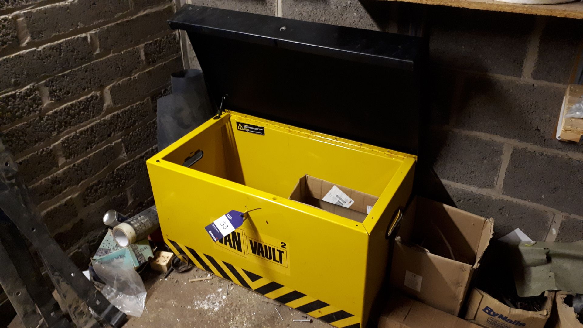 Van Vault site box (No key)