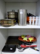 * Quantity of Kitchenware - Saucepans, Utensils etc. (est £20-£30)